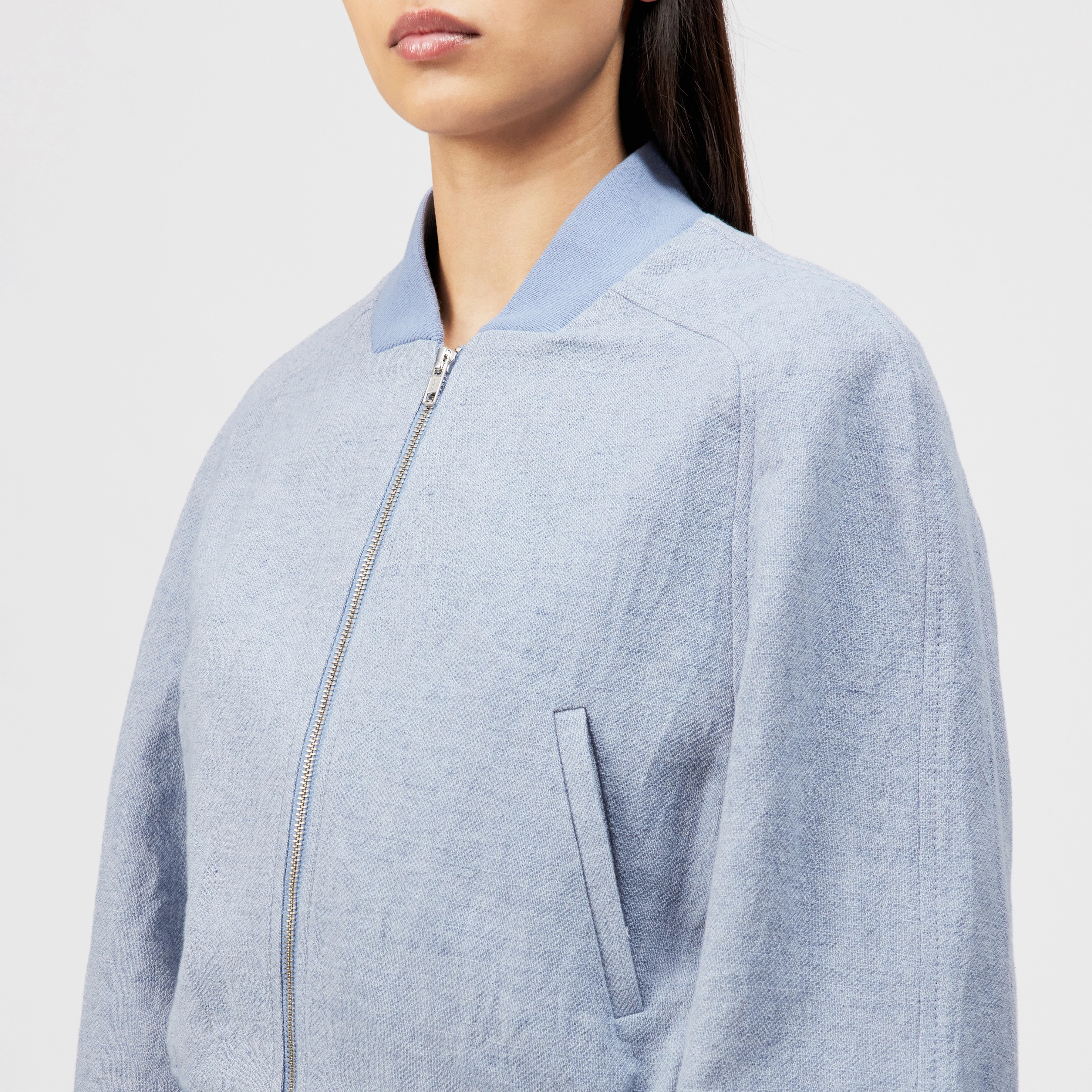 MARHAM - Blouson en lin mélangé - women - bleu - Detailansicht am Model