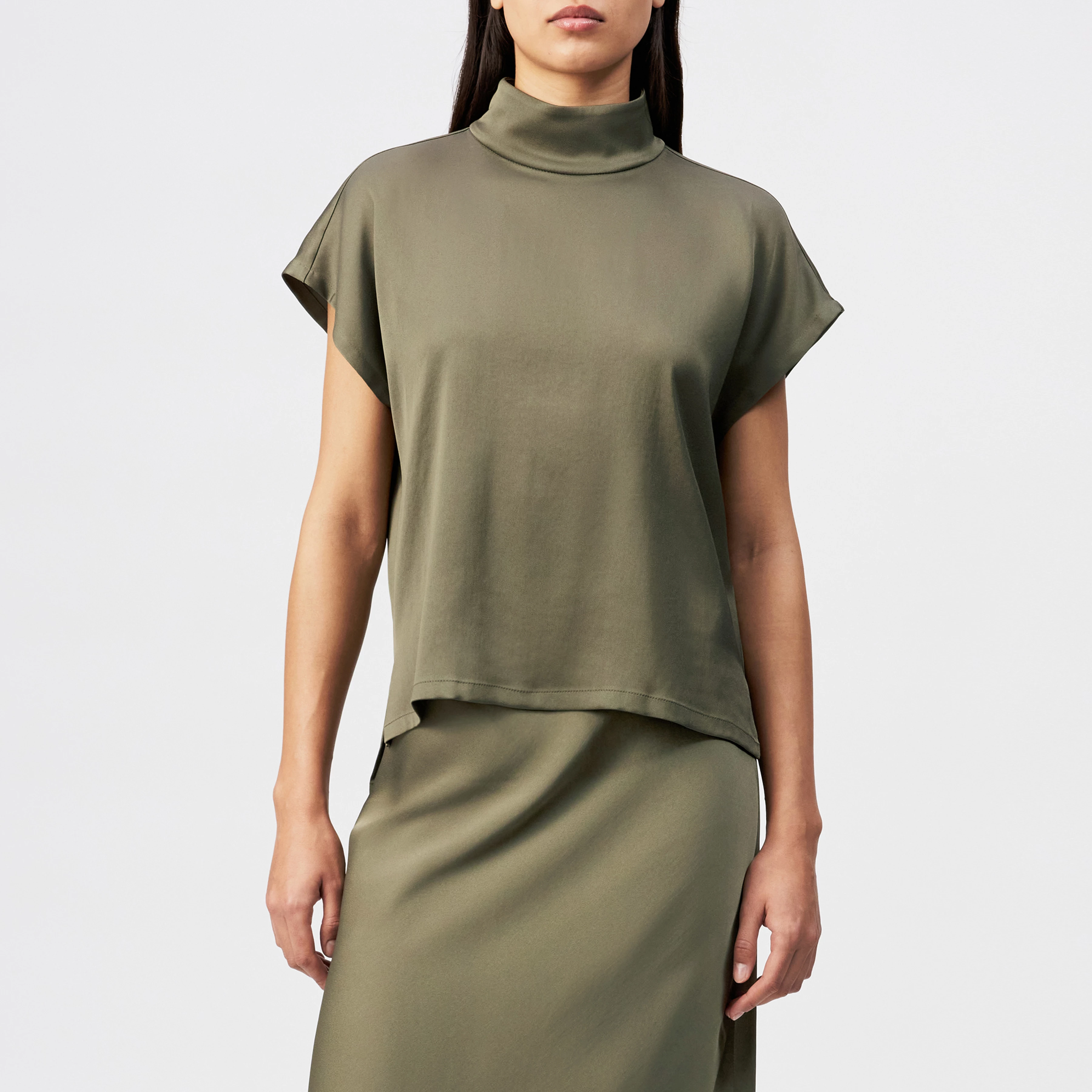 ALARIA_1 - Shirt blouse with stand-up collar in satin - women - green - Frontansicht
