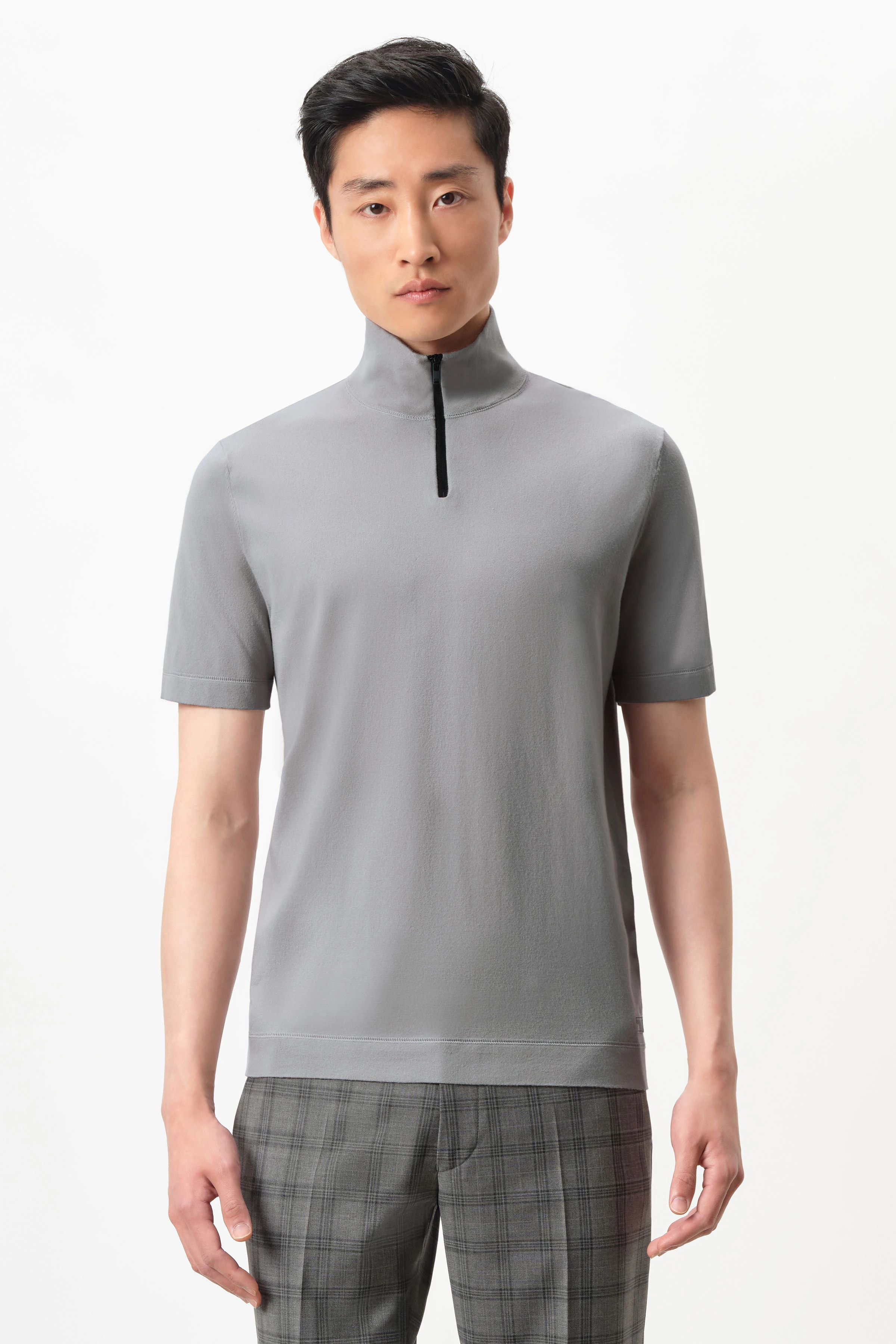 LEANDER - lightweight zip polo - men - grey - Frontansicht
