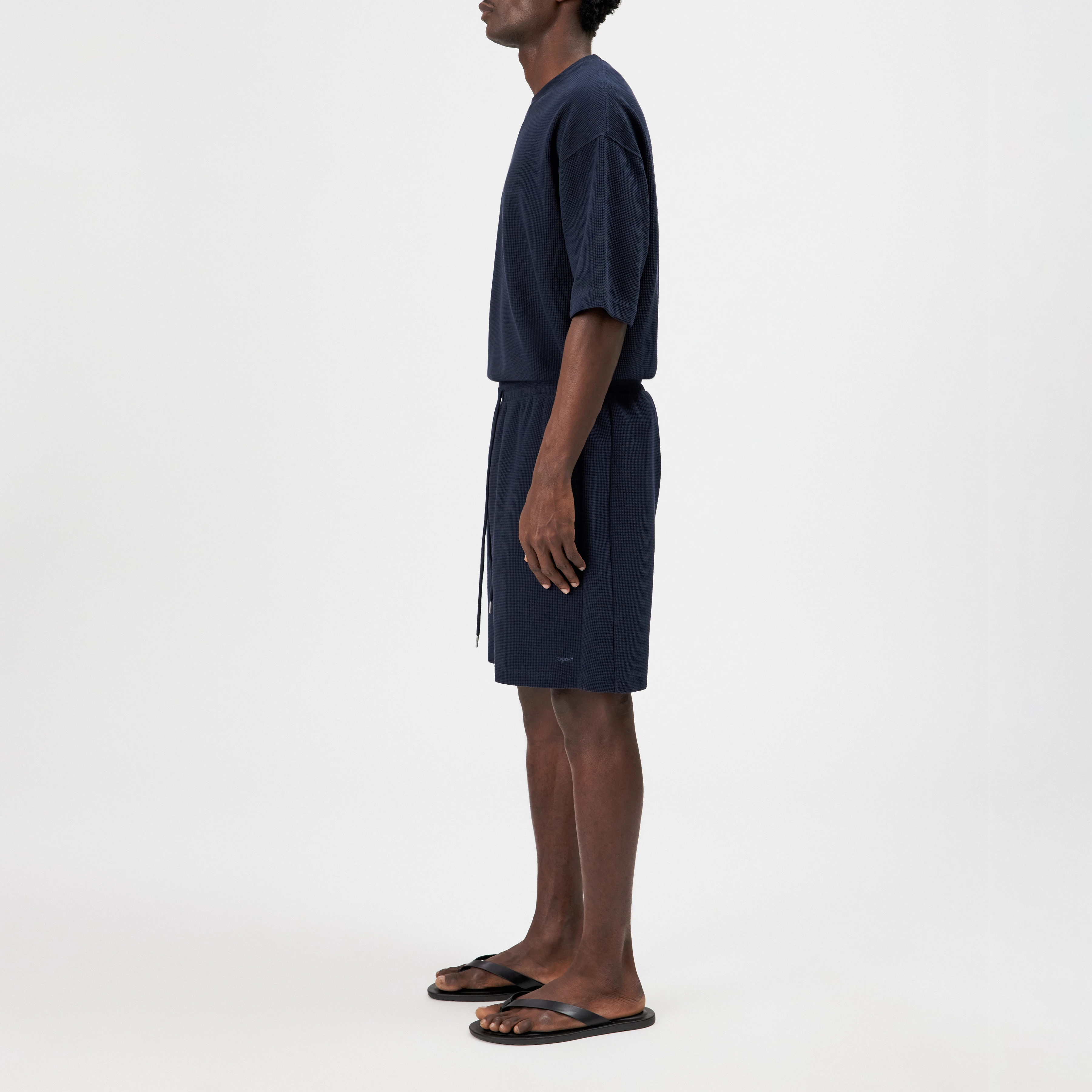 BRIKKO - Casual shorts in heavy jersey - men - blue - Seitenansicht