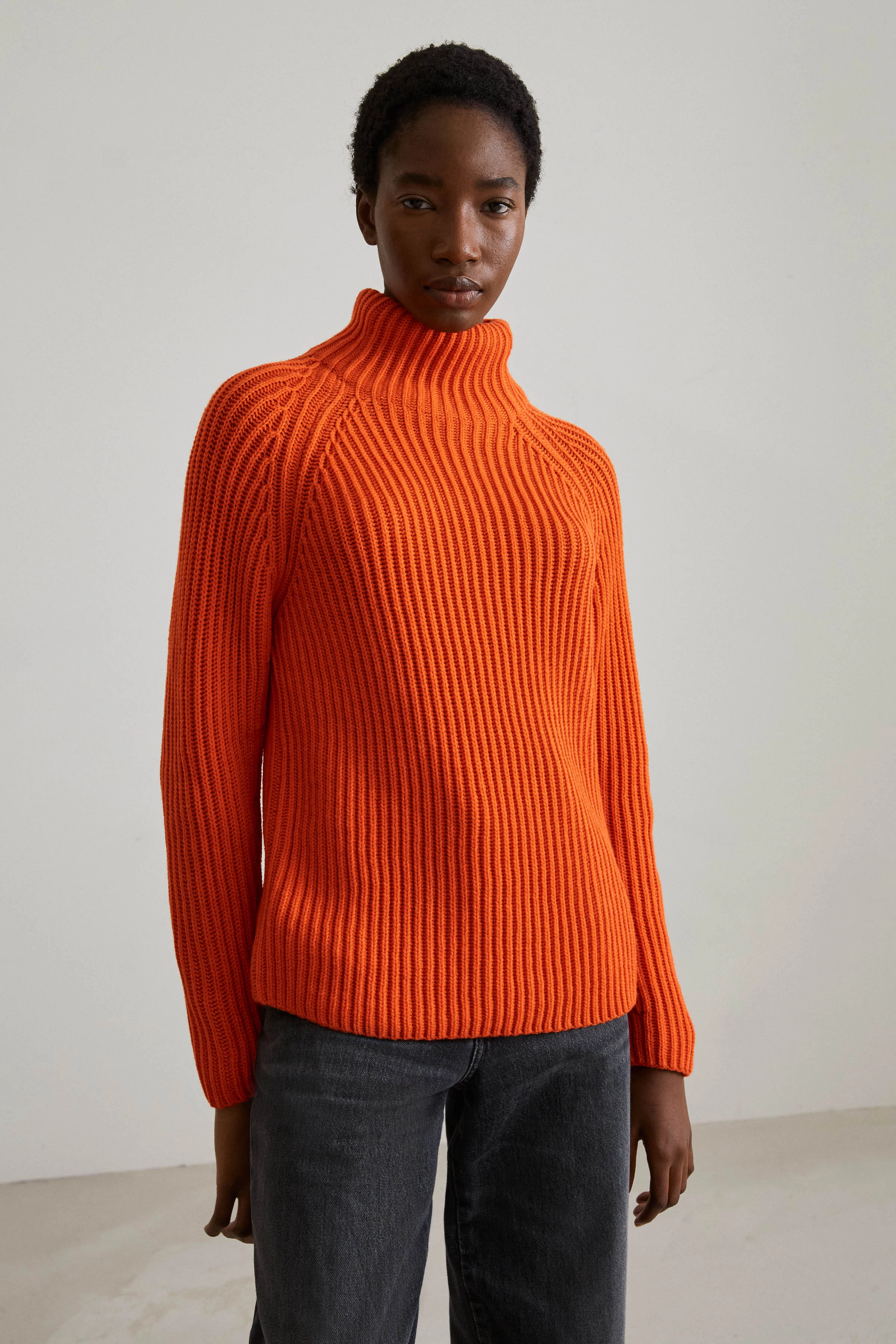 ARWEN - Rollkragenpullover aus reiner Wolle - Damen - orange - Frontansicht