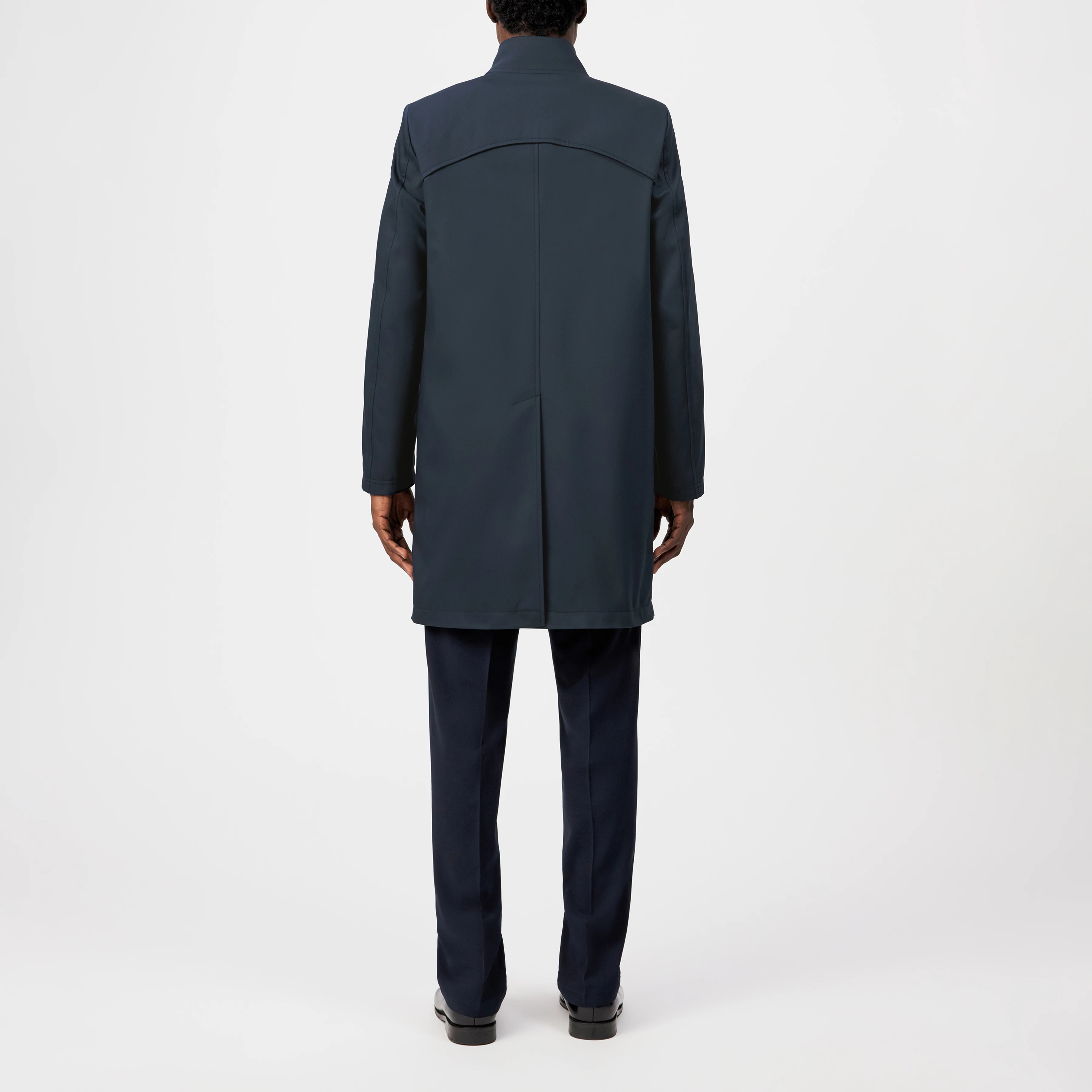 SKOPJE_C - Trench coat in techno stretch satin - men - blue - Rückansicht
