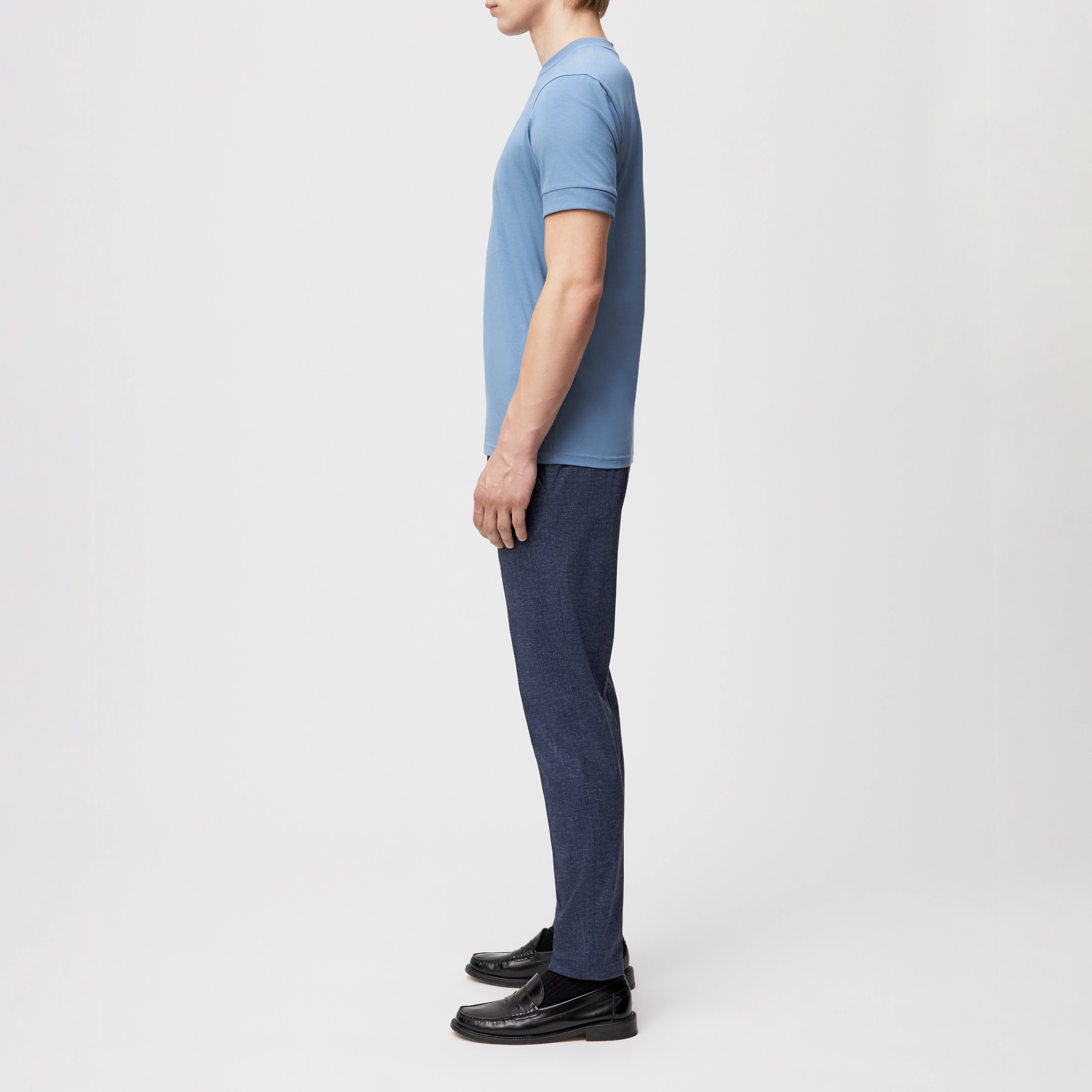 ANTON - Fitted T-shirt in cotton - men - blue - Seitenansicht