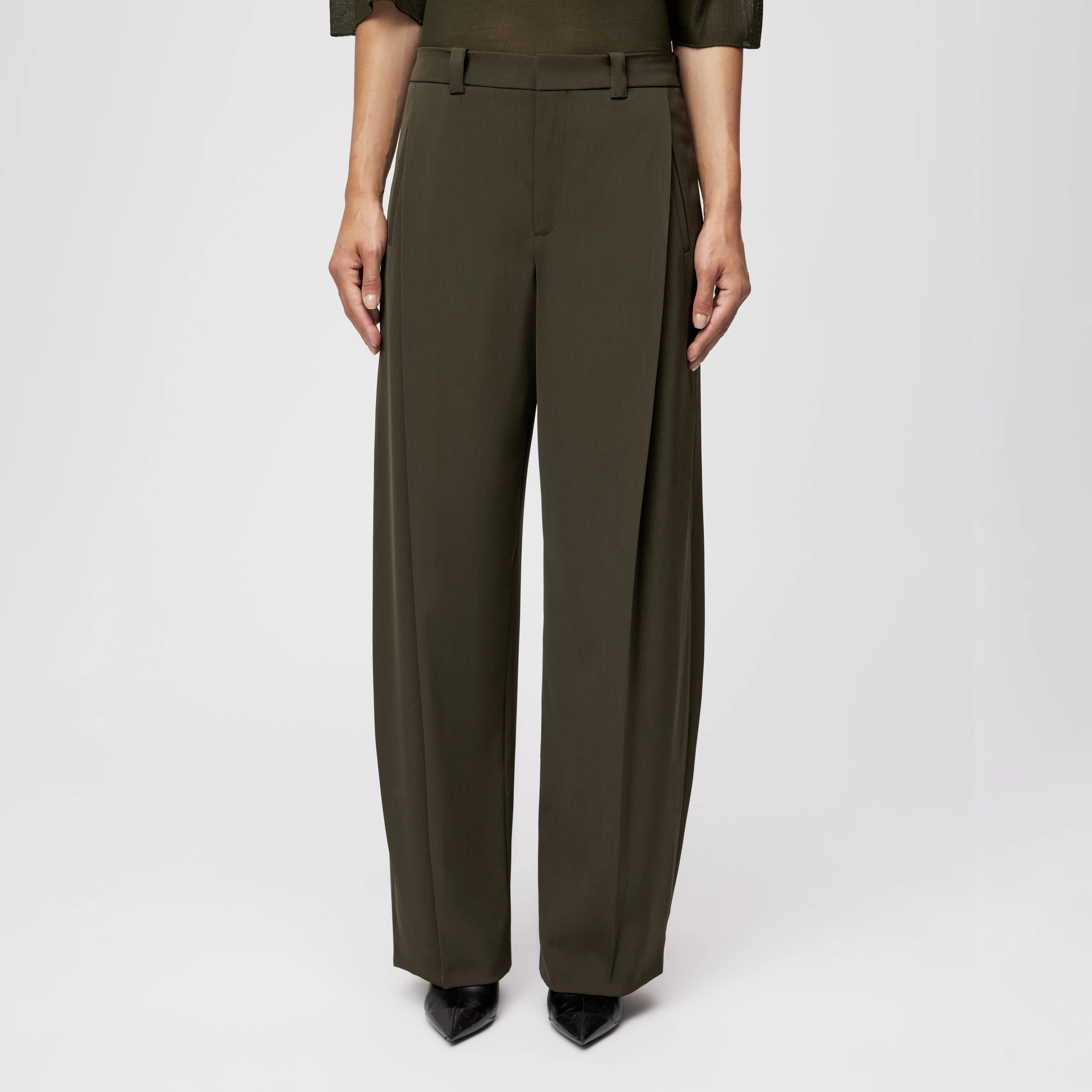 UNPACK - Hose in Techno-Twill - Damen - grün - Frontansicht