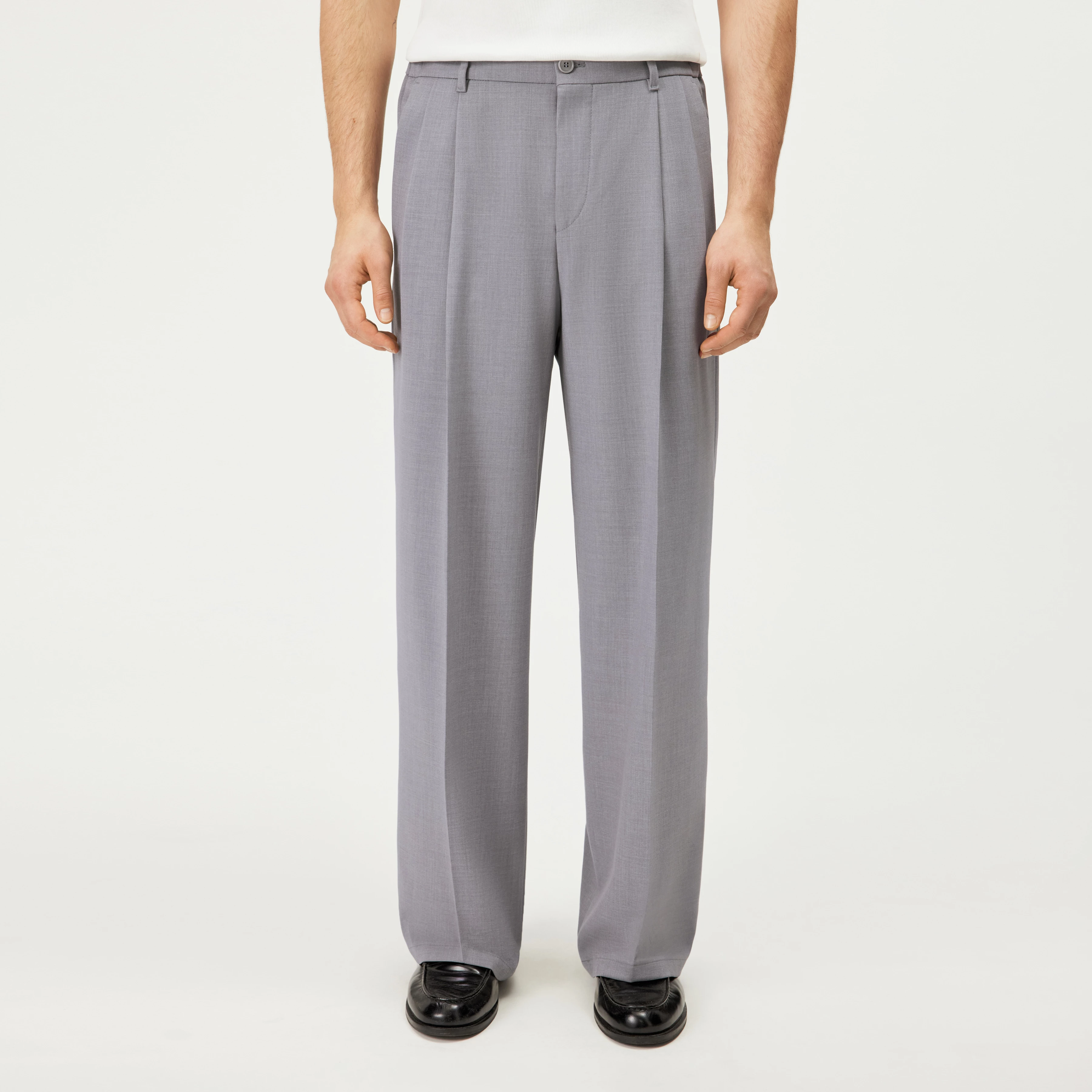 LEEK_WIDE - Relaxed fit pleated trousers in gabardine - men - grey - Frontansicht