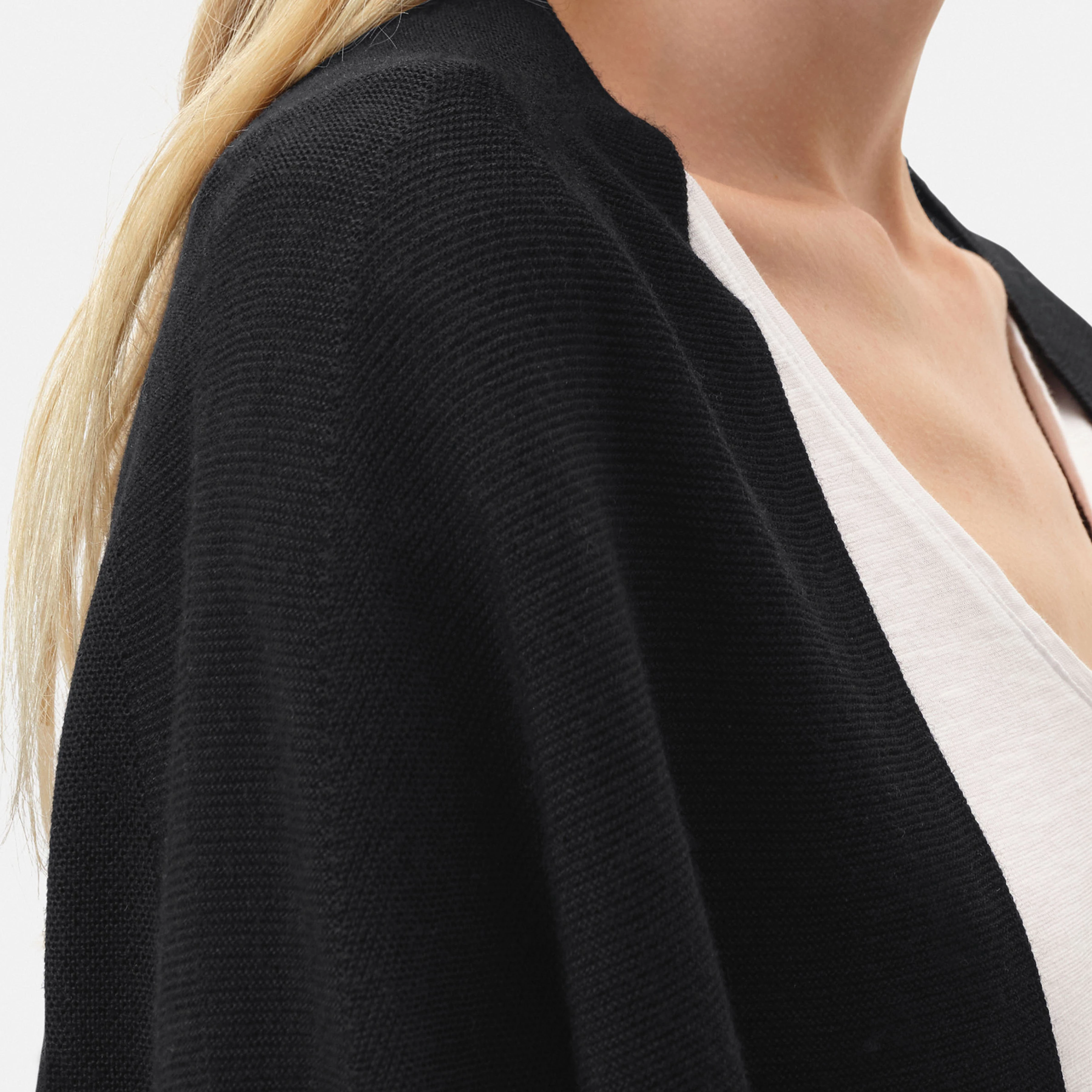 MIRALA - Lässige Strickjacke, in 100% Merinowolle - Damen - schwarz - Seitenansicht