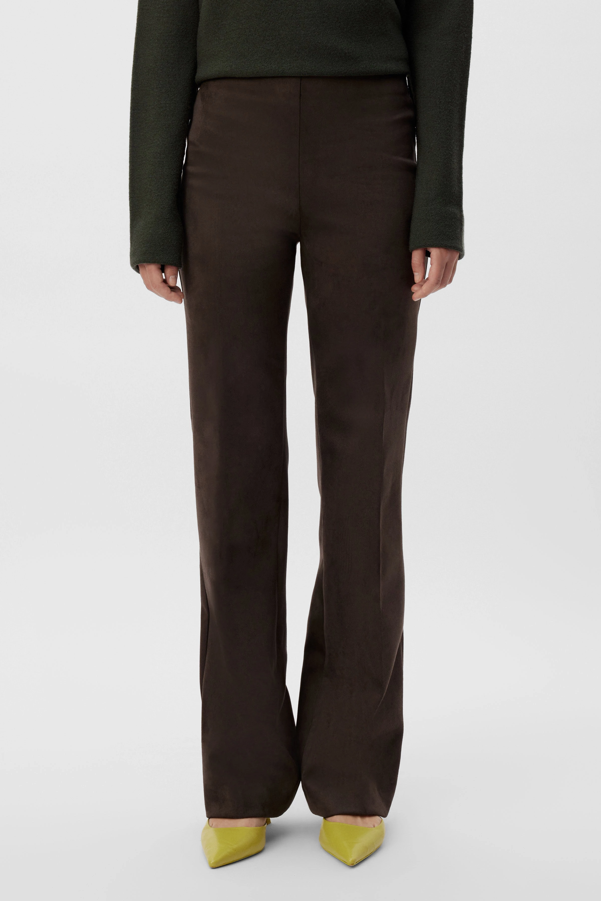 ALIVE - Schlupfhose in Veloursleder-Optik - Damen - braun - Frontansicht