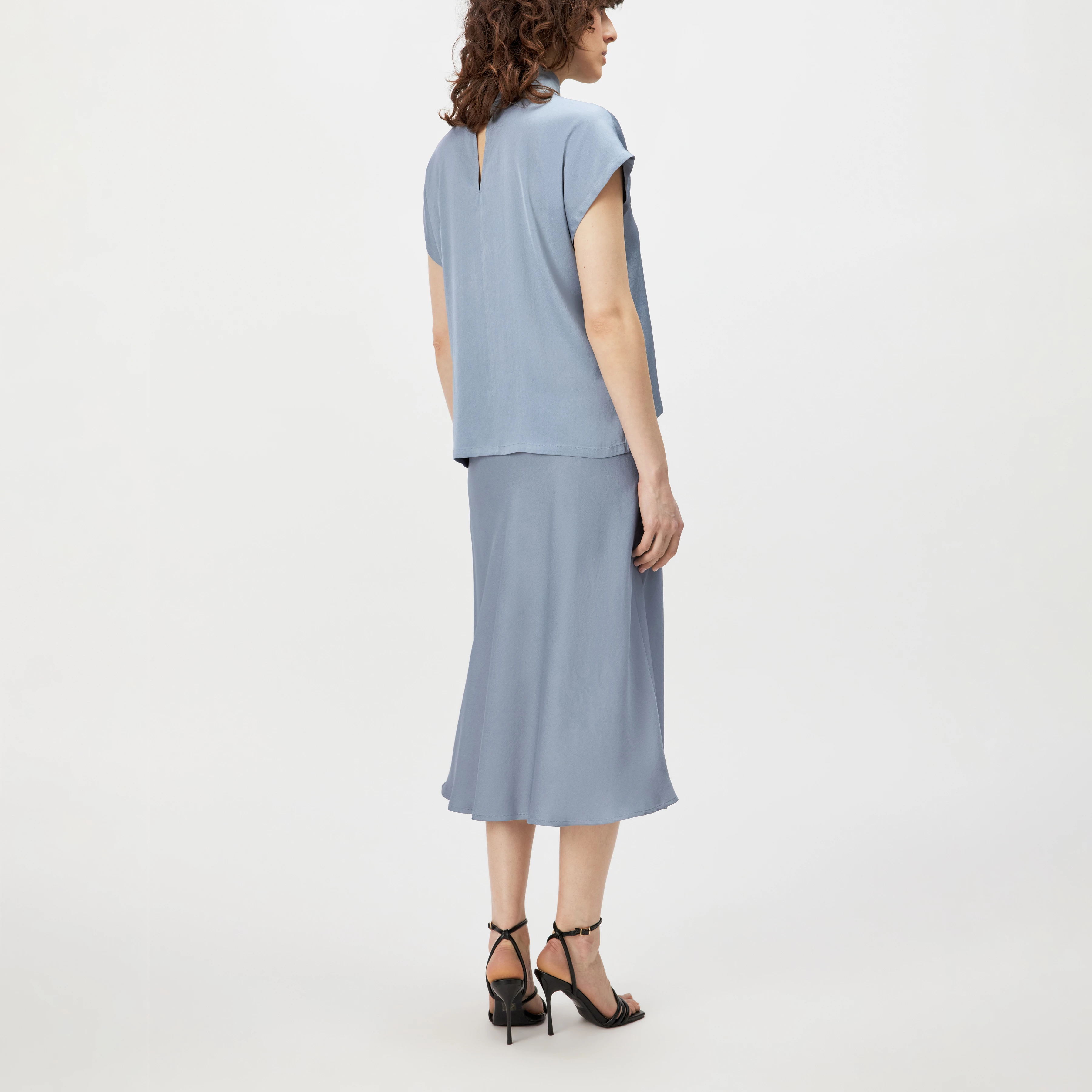 ALARIA_1 - Shirt blouse with stand-up collar in satin - women - blue - Rückansicht