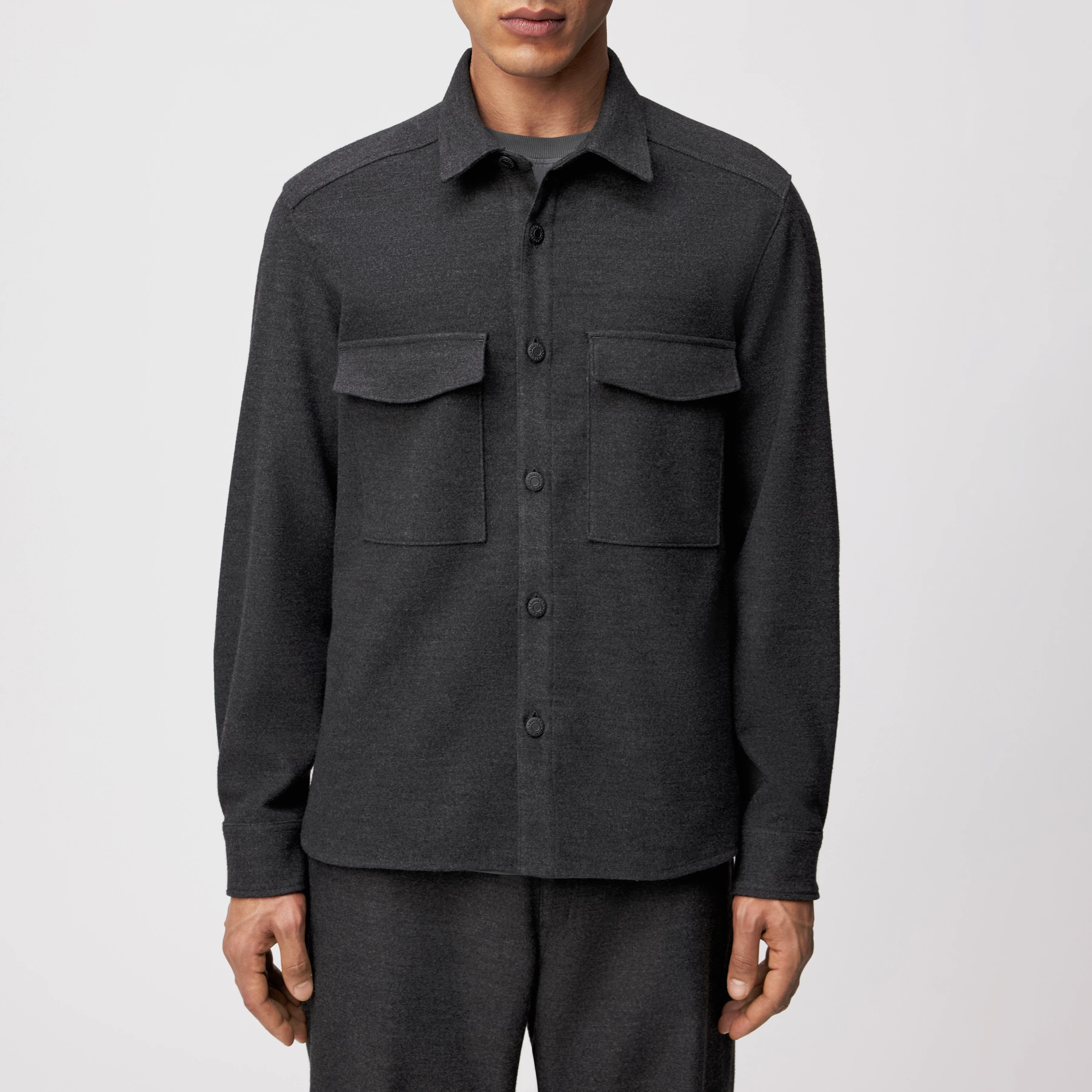 GUNRAY - Relaxed Fit Overshirt in softem Flanell - Herren - grau - Frontansicht