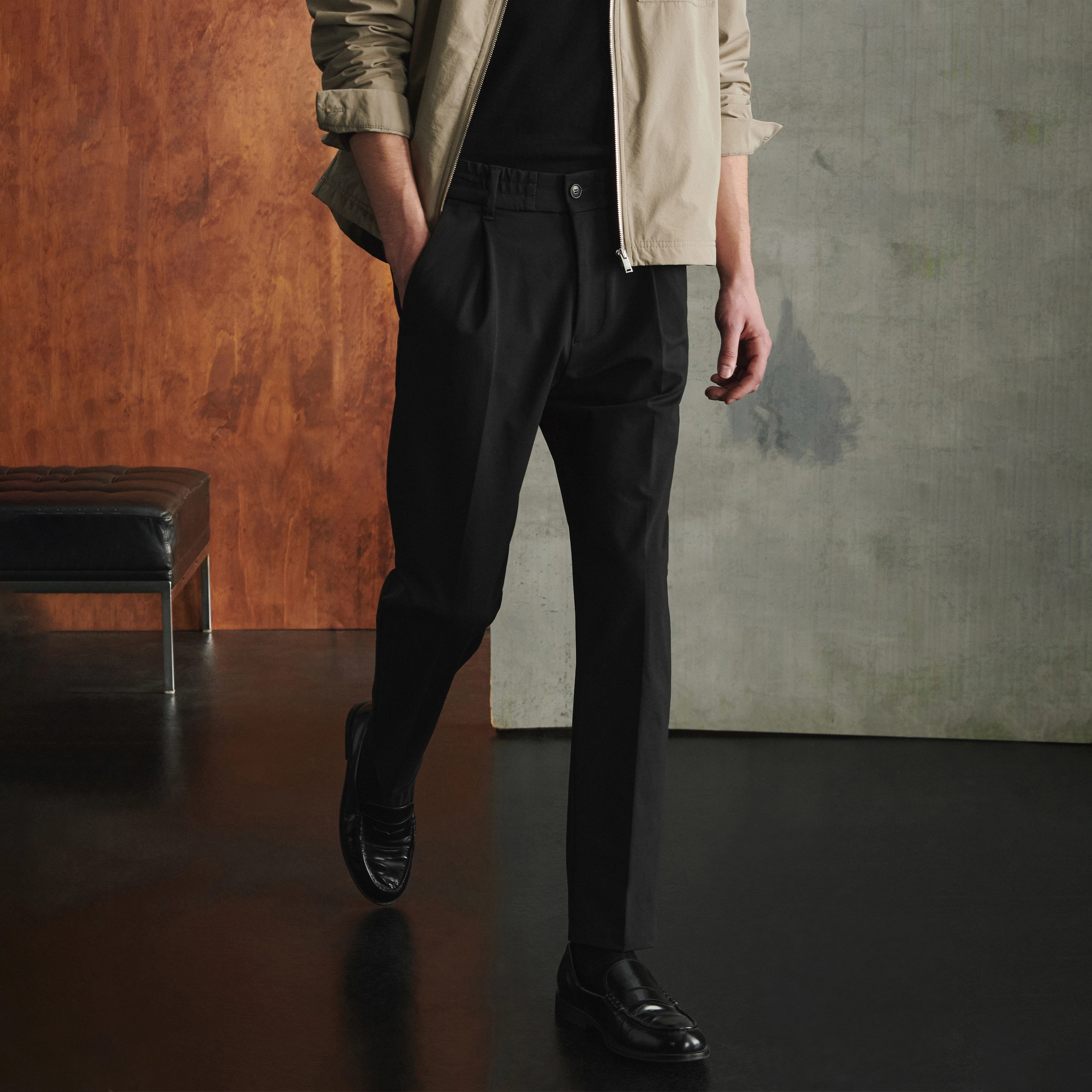 CHASY - Pleated jersey trousers - men - black