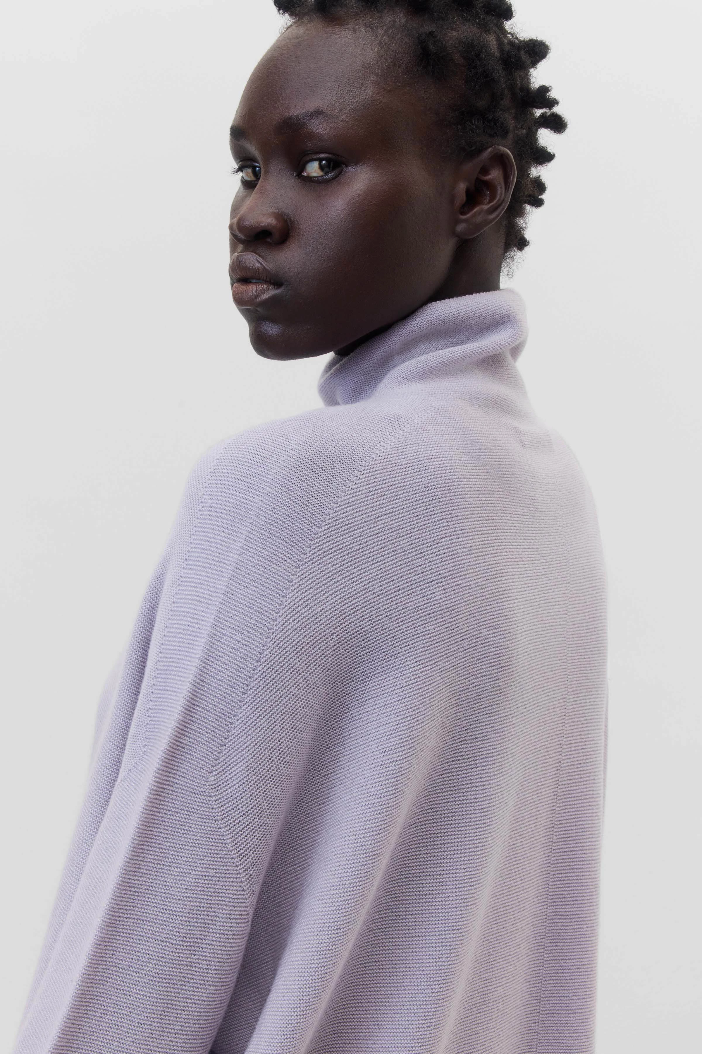 LIORA - Rullekravetrøje i merinould - women - lilla - Seitenansicht