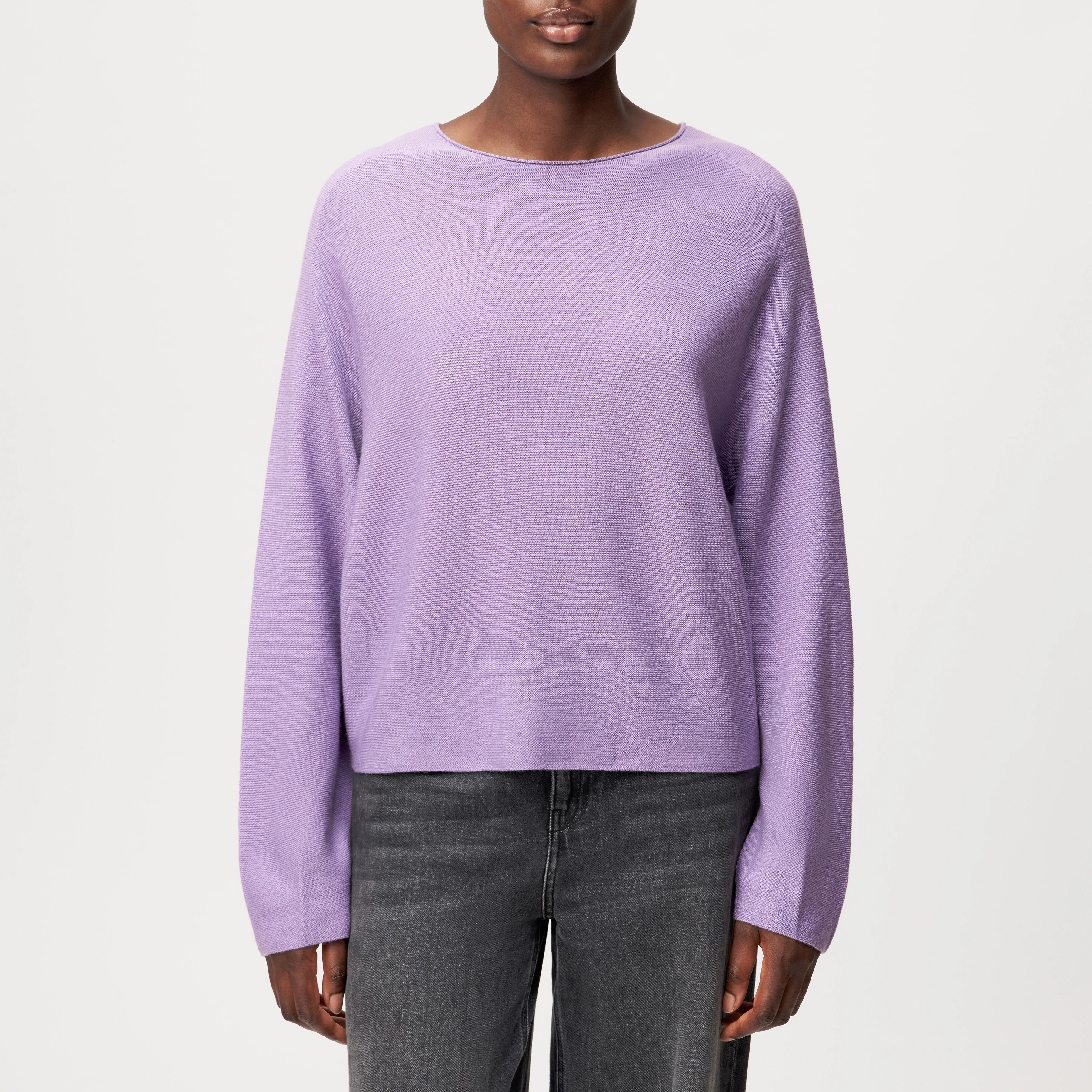 MEAMI - Vekürzter Egg-Shape Pullover in 100% Merinowolle - Damen - lila - Frontansicht