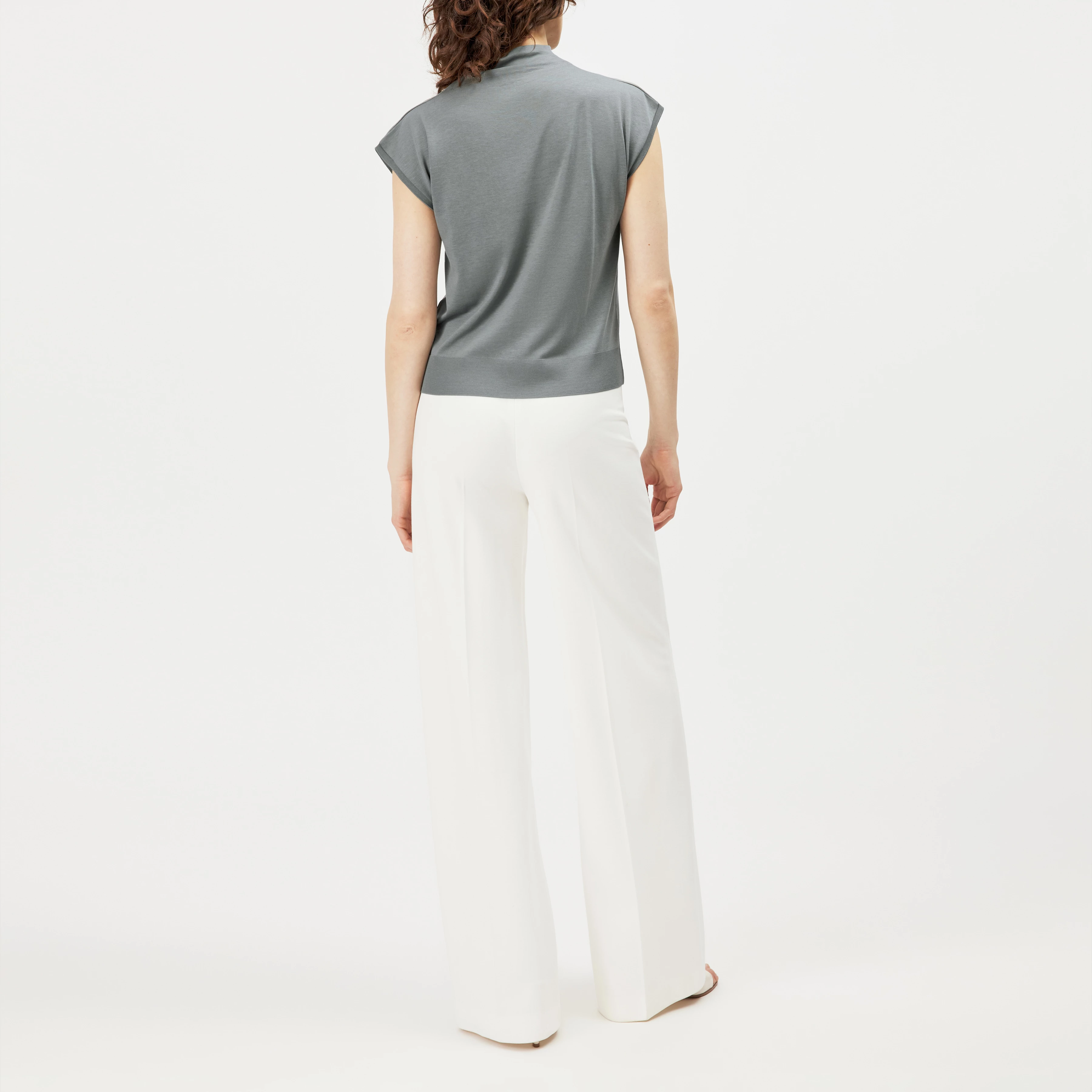 SOLEMNO - T-shirt col cascade en mélange de lyocell. - women - vert - Rückansicht