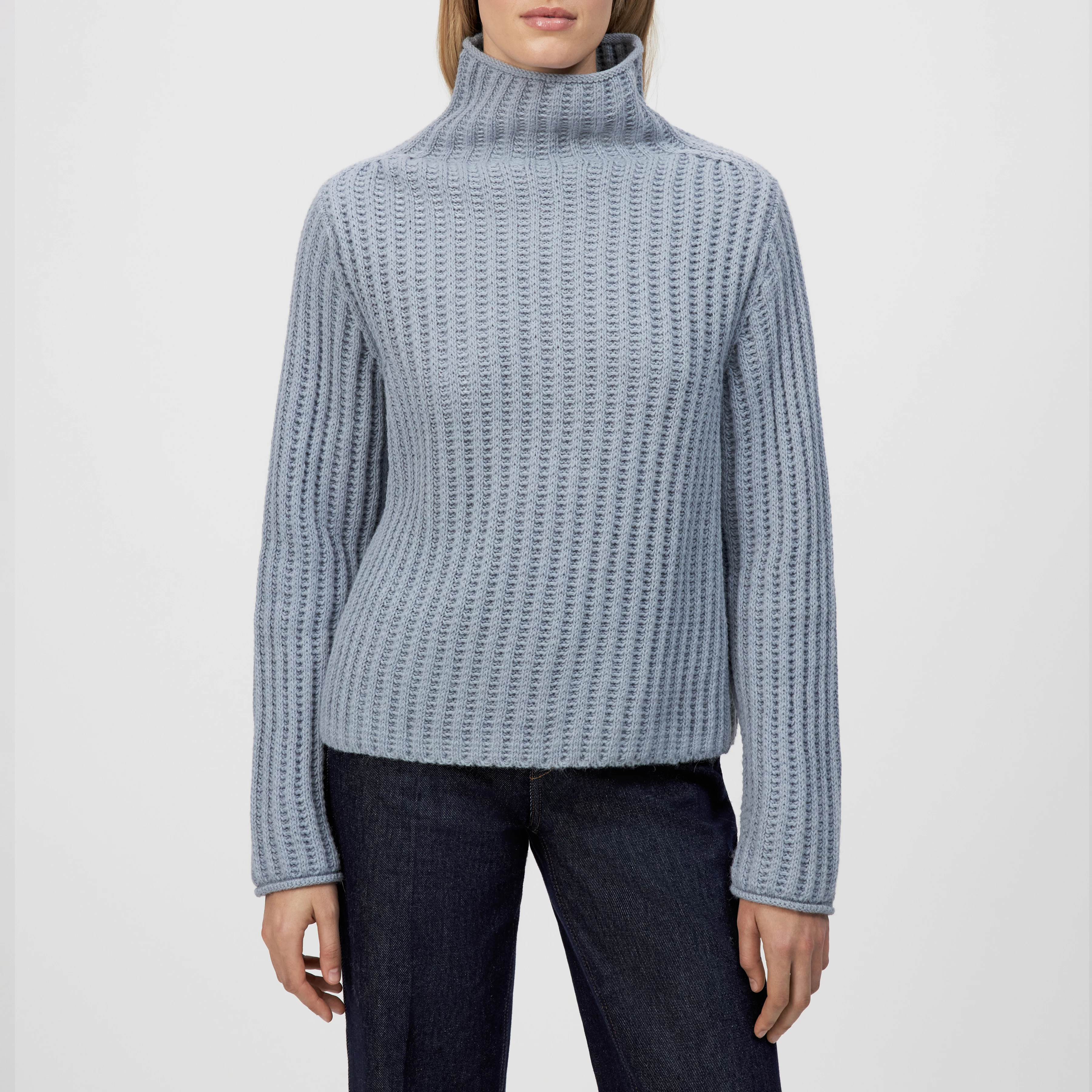 VARISA - Turtleneck jumper in wool and alpaca blend - women - blue - Frontansicht
