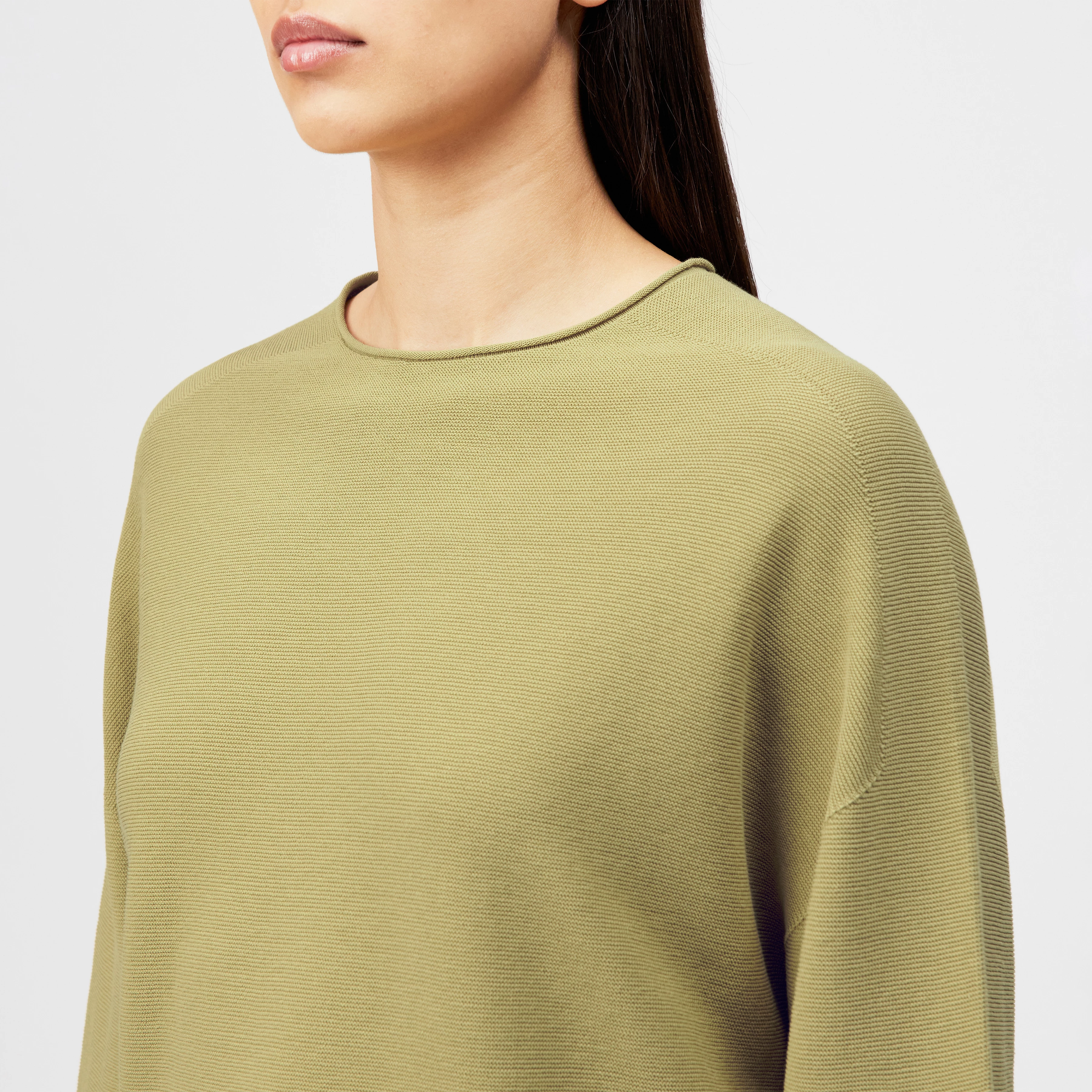 MEAMI - Cropped egg-shape pullover in pure cotton - women - brown - Detailansicht am Model