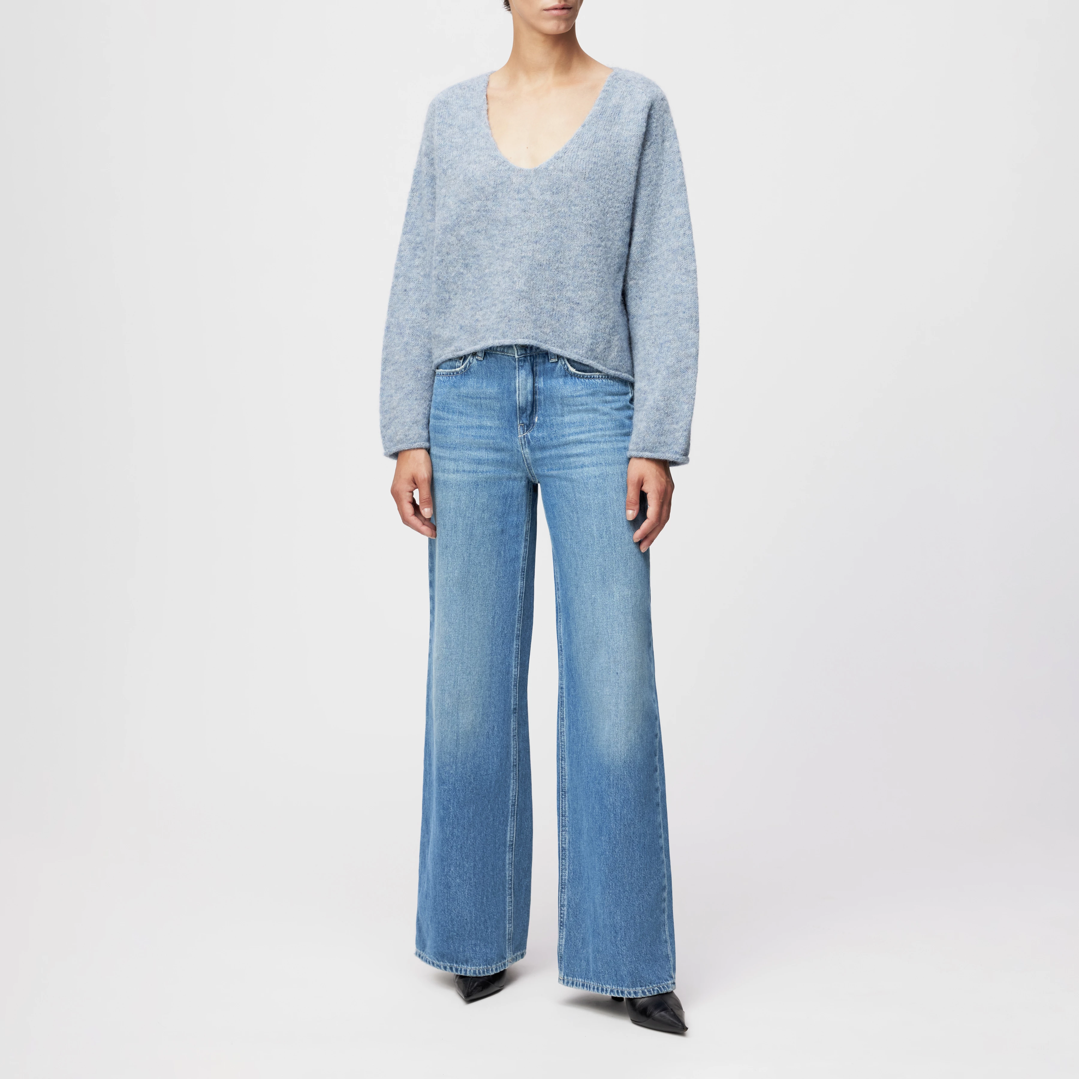 SOMAIJA - Oversized Pullover in luxuriösem Alpaka-Mix - Damen - blau - Ganzkörper-Frontansicht