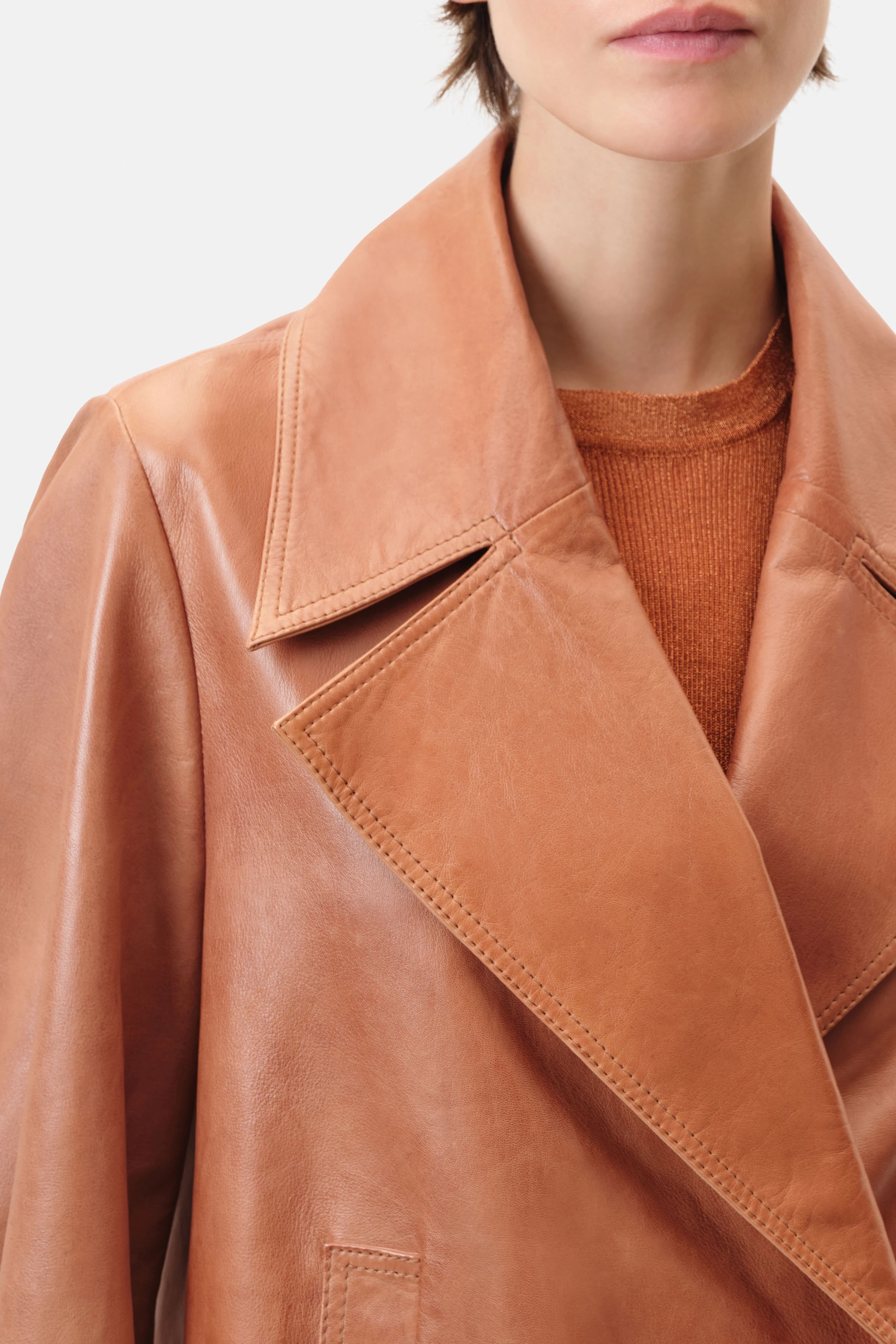 HASTING - oversized blouson in nappa leather with vintage effects - women - brown - Seitenansicht