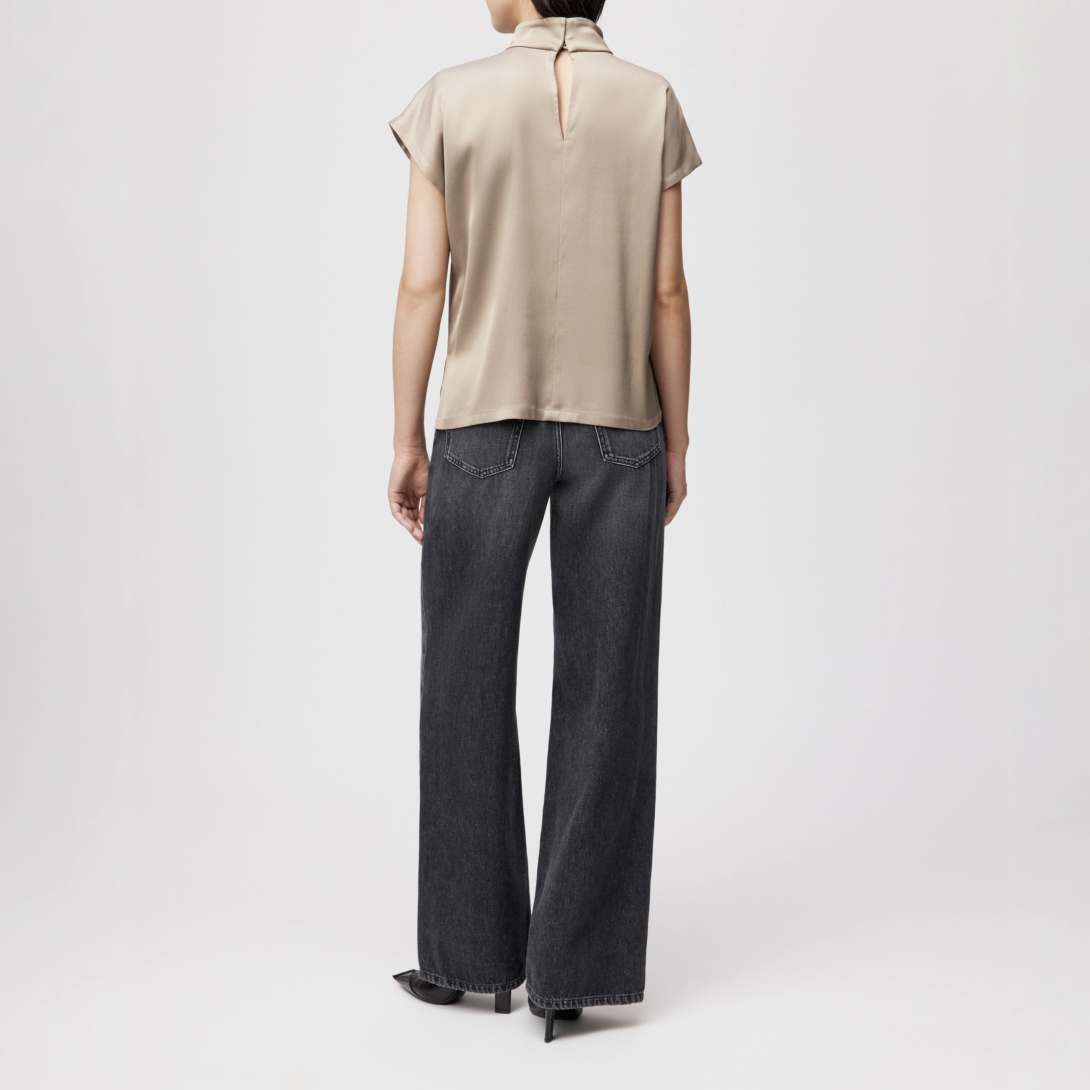 ALARIA_1 - Shirt blouse with stand-up collar in satin - women - brown - Rückansicht