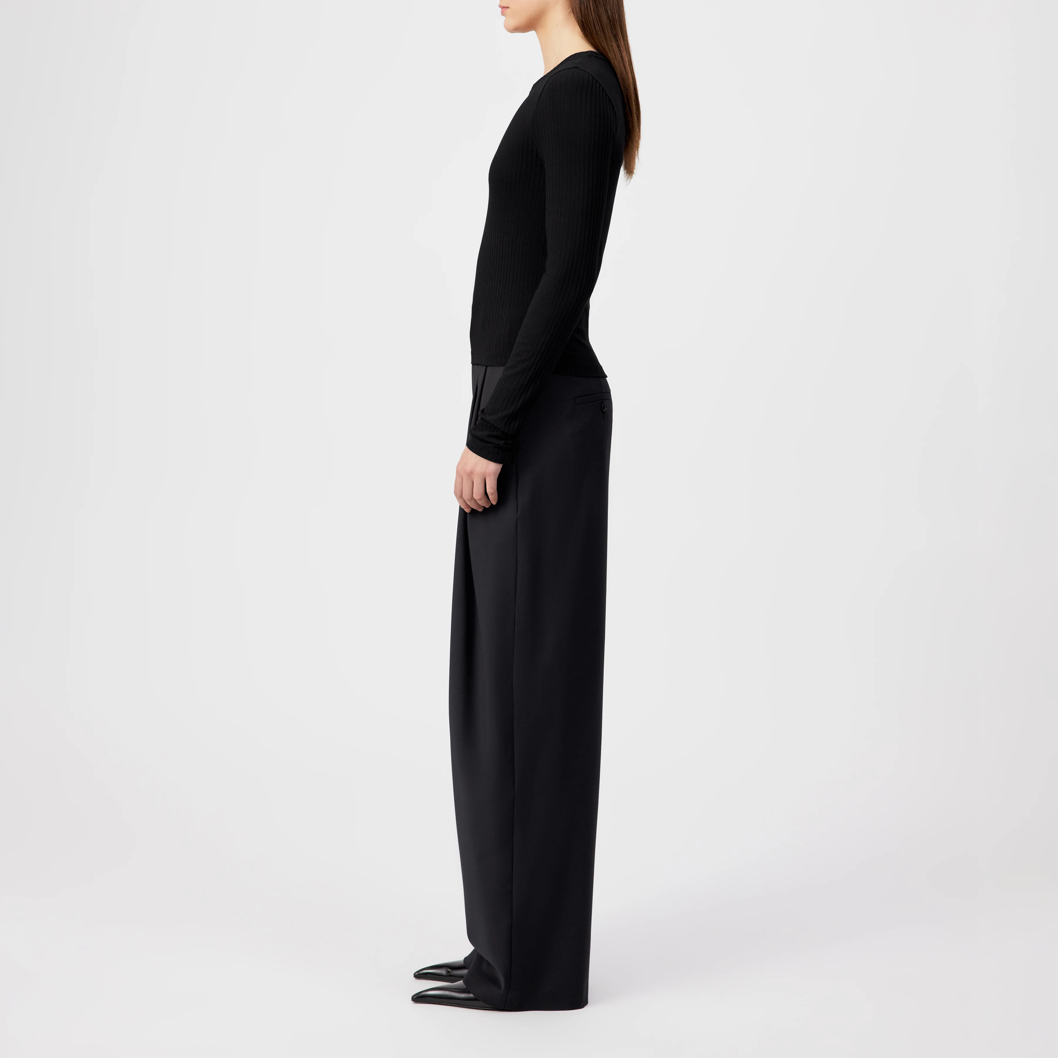 HEJUNO - Slim fit ribbed jersey long-sleeve shirt - women - black - Seitenansicht