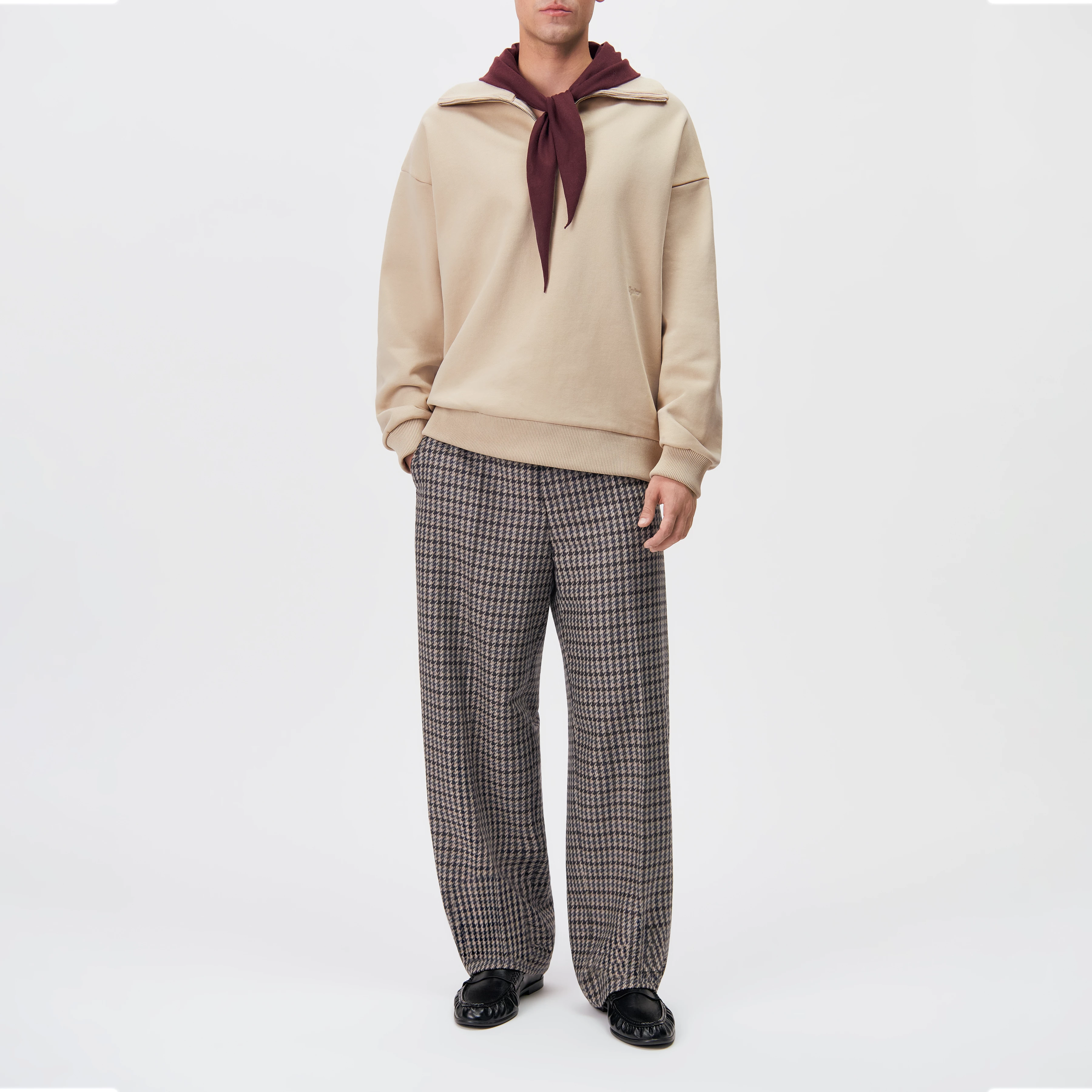 NODACO - Classic trousers in wool blend - men - brown - Ganzkörper-Frontansicht