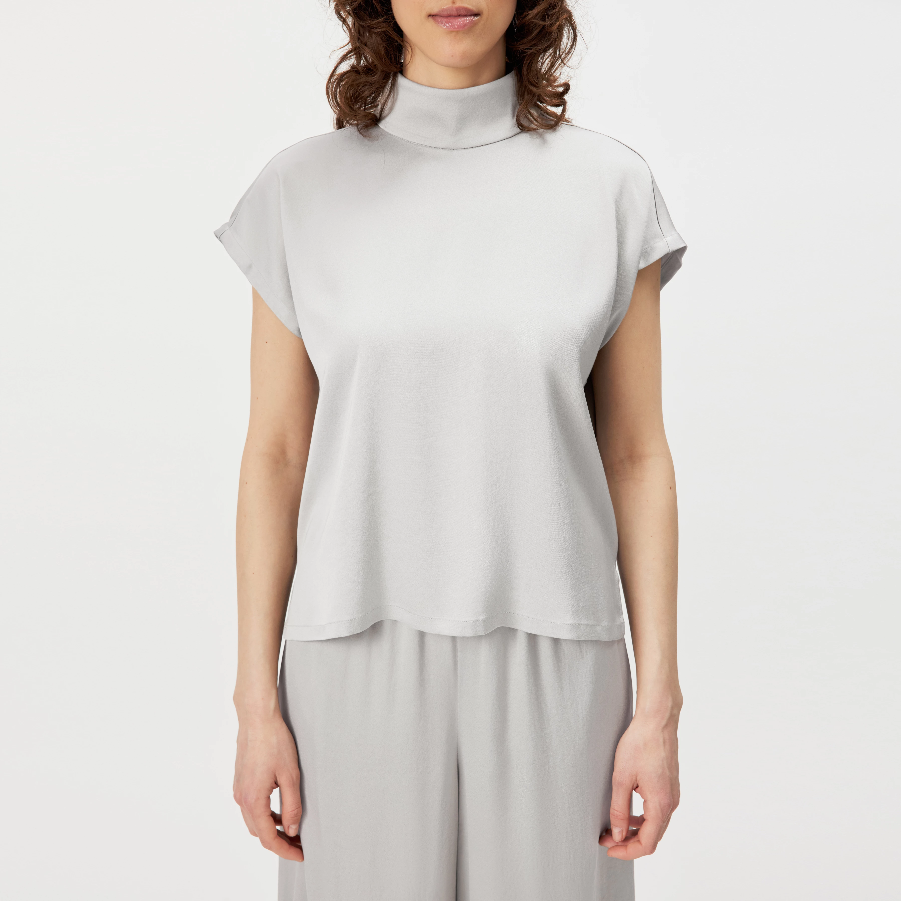 ALARIA_1 - Shirt blouse with stand-up collar in satin - women - grey - Frontansicht