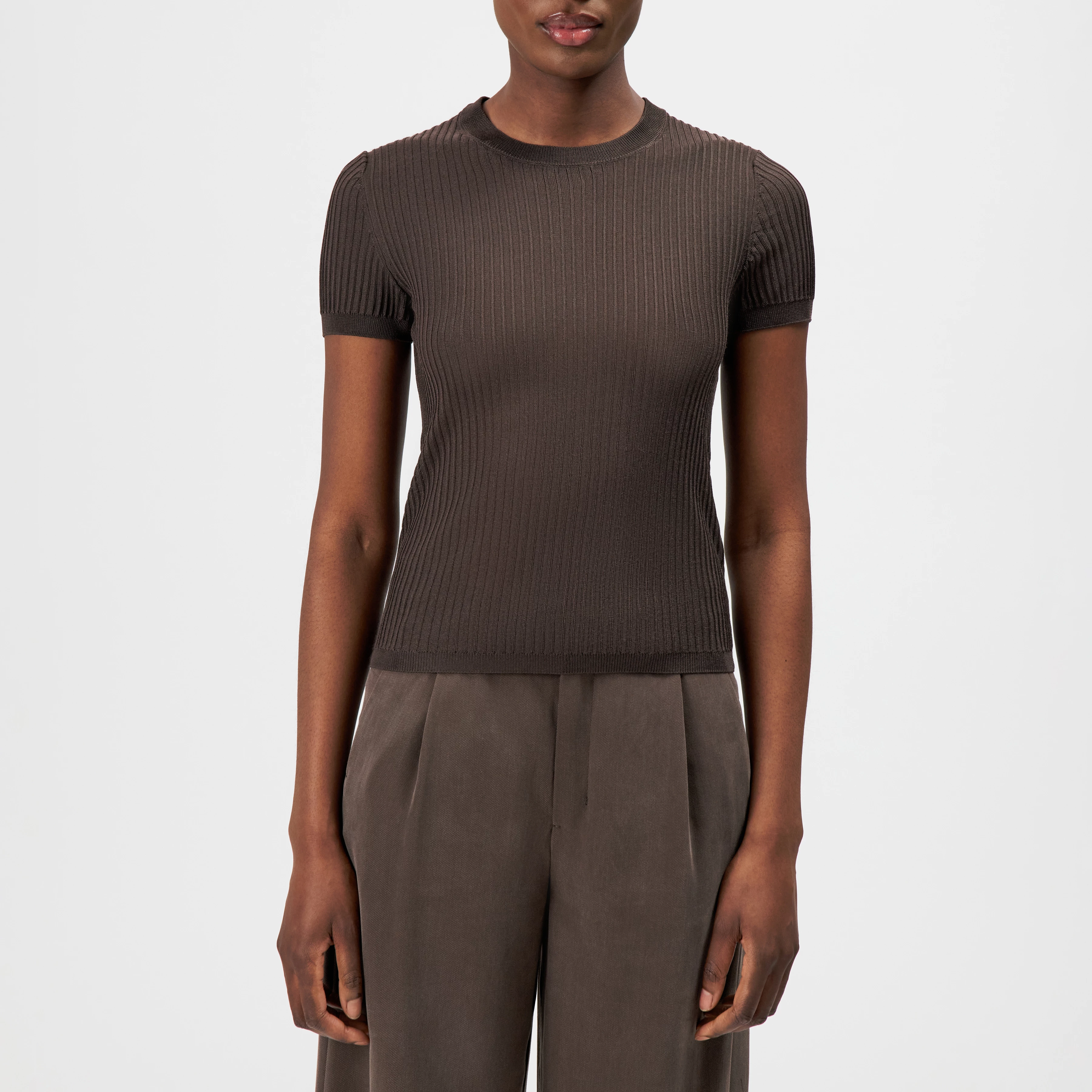 MOGLINI_2 - Crew Neck Knit T-Shirt with Ribbed Texture - women - brown - Frontansicht