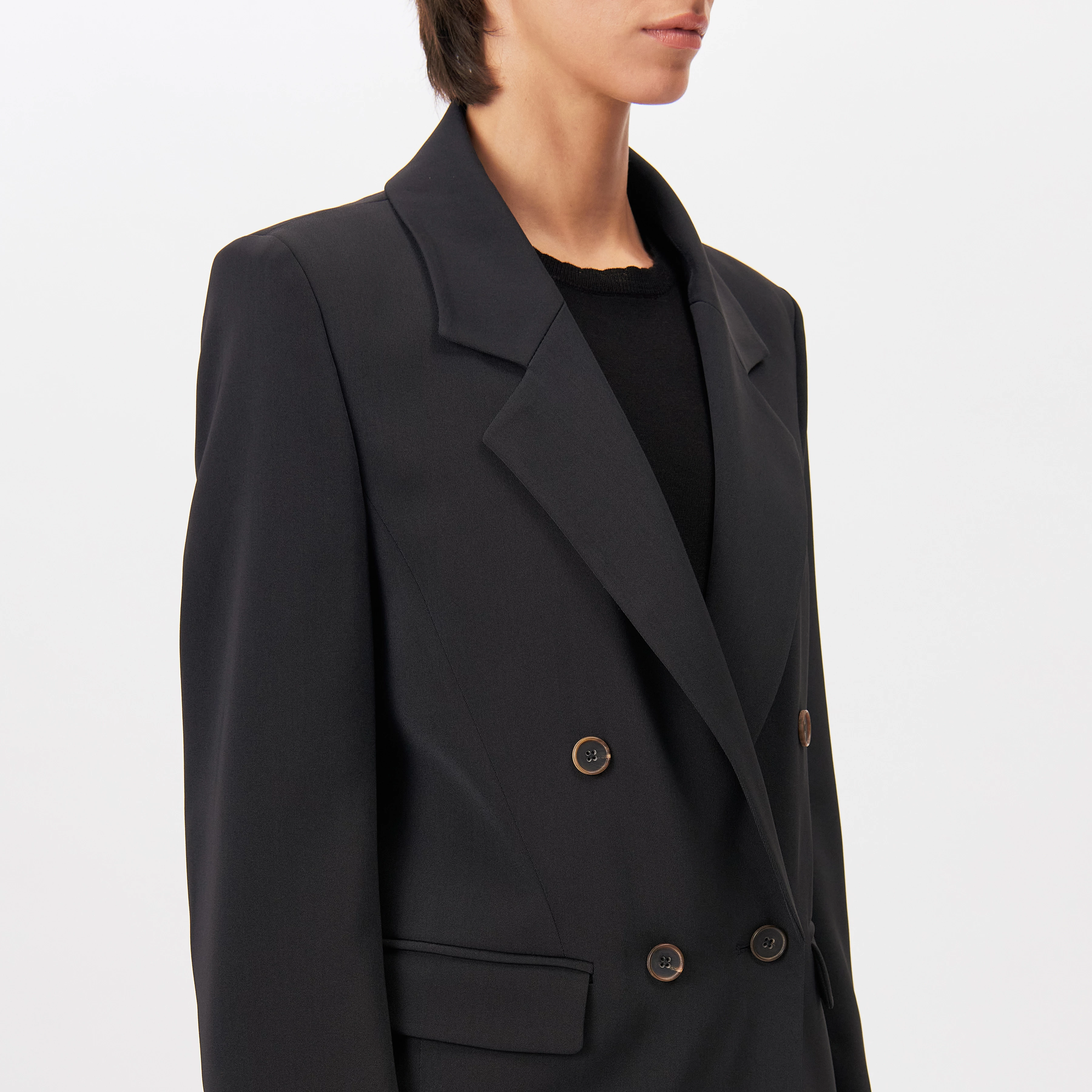 HADLOW - Double-breasted twill blazer with lapels - women - black - Detailansicht am Model