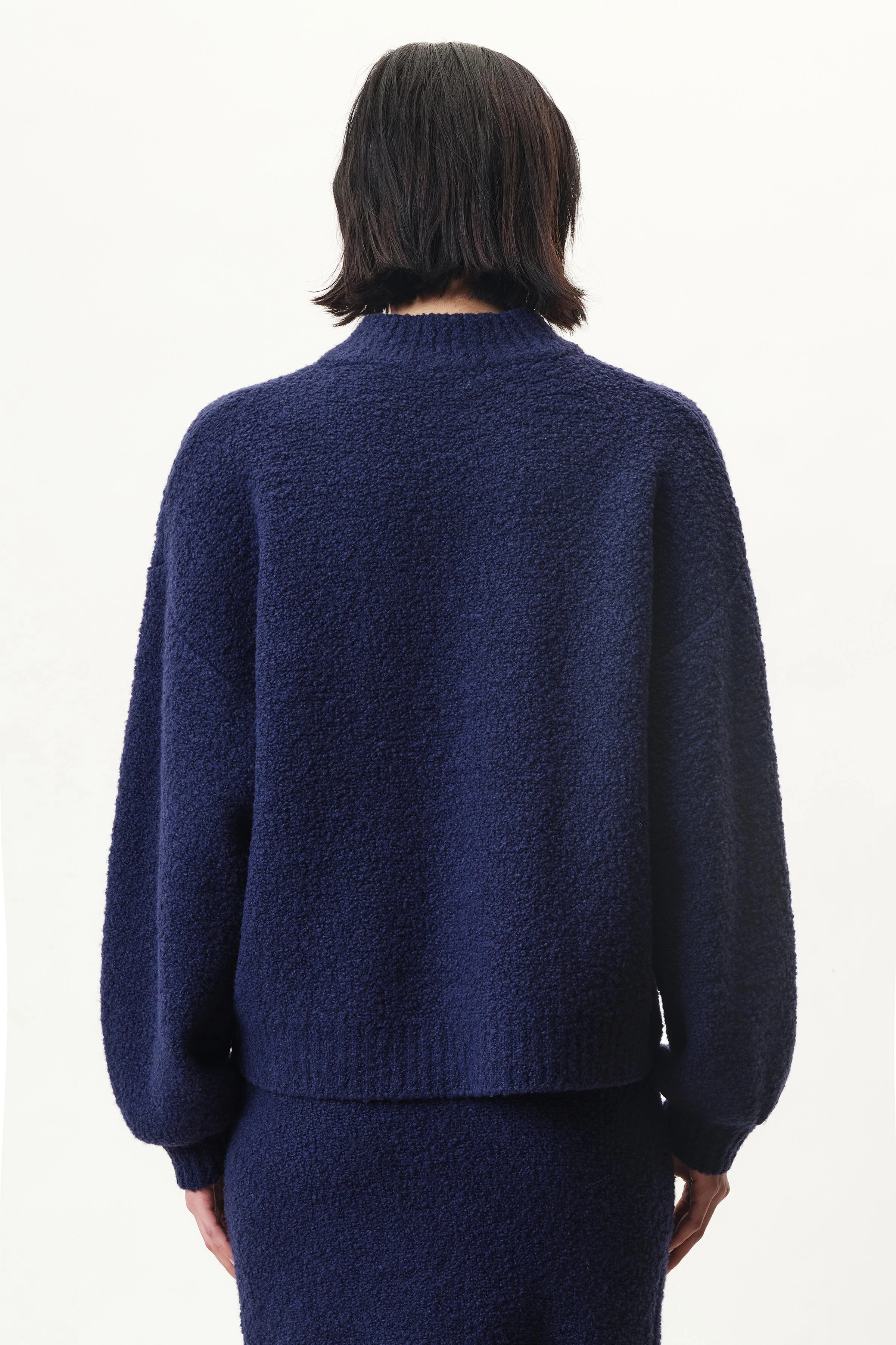 RAMEA - Round-neck jumper in soft wool bouclé yarn - women - blue - Rückansicht