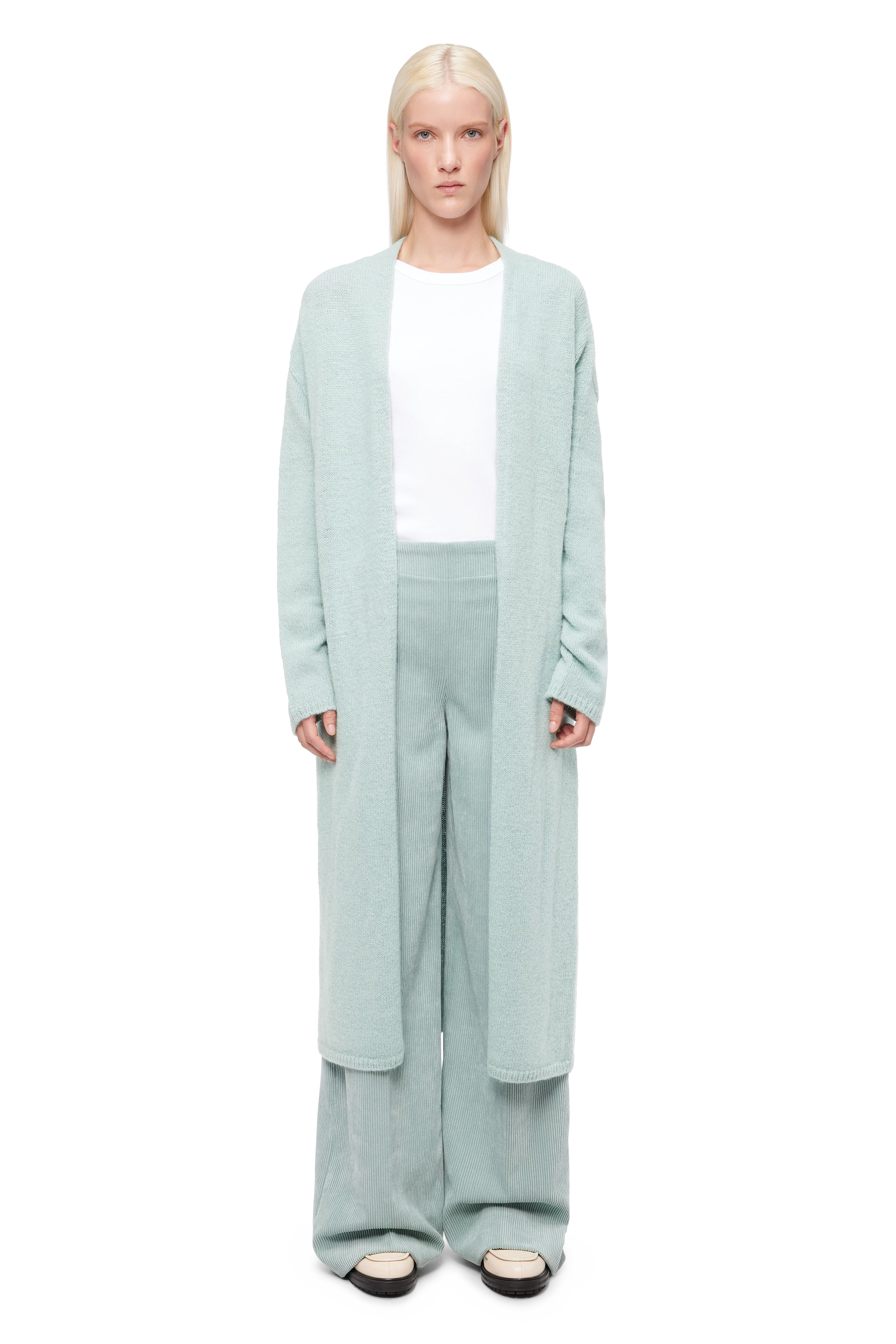 FABEANY - Strickmantel in Woll-Alpakamix - Damen - blau - Ganzkörper-Frontansicht