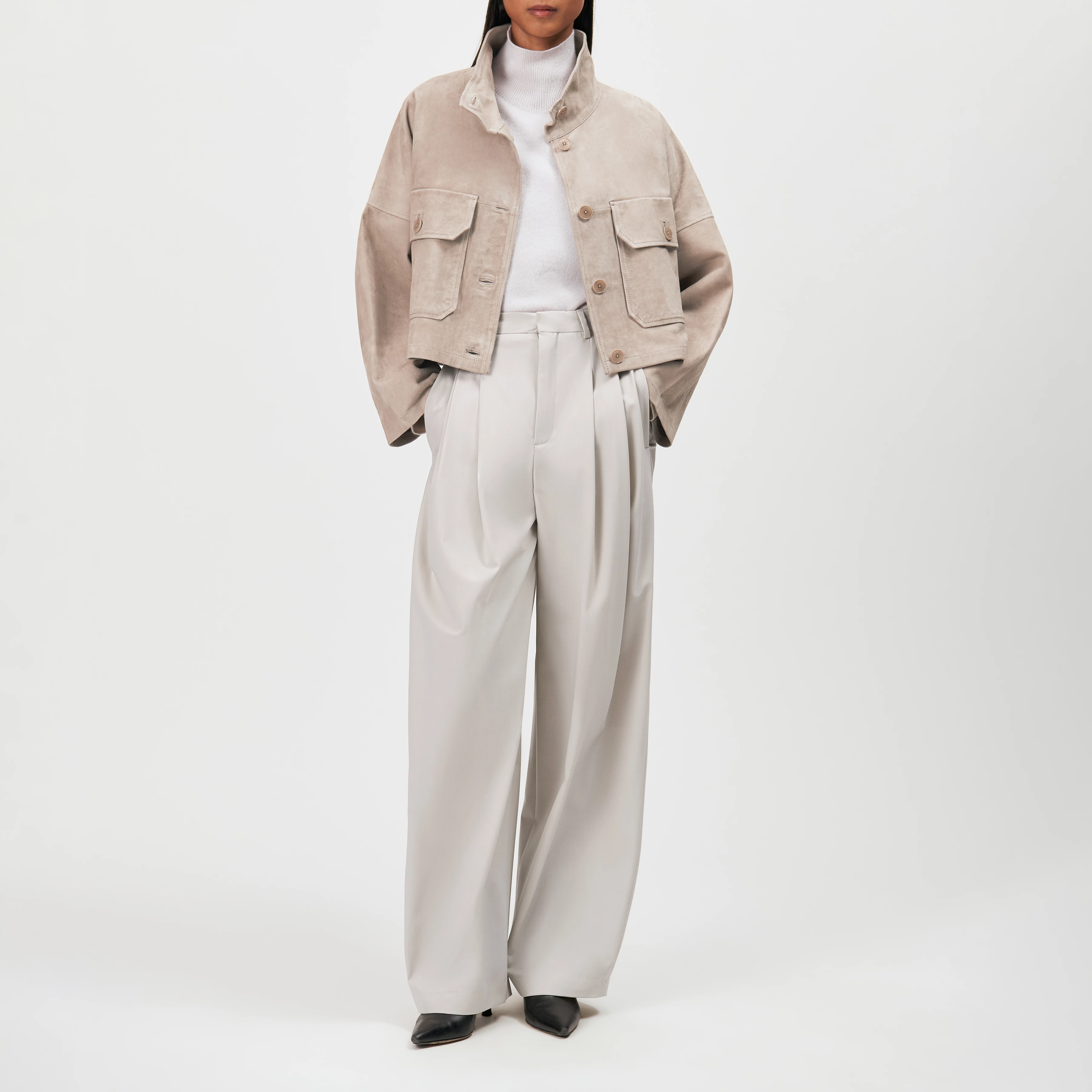 ARKLOW - Short leather jacket with stand-up collar - women - beige - Ganzkörper-Frontansicht