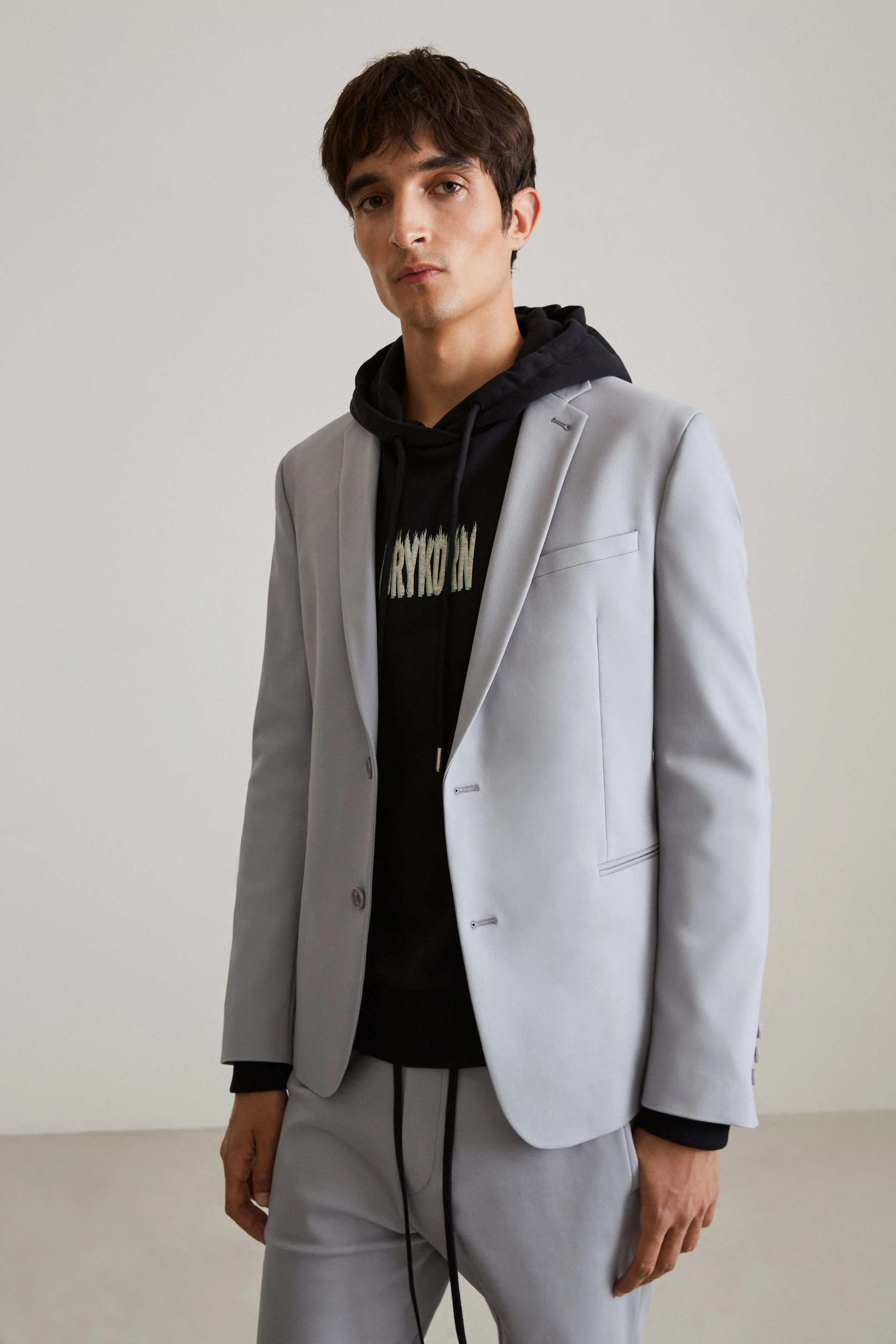 HORLEY - Slim Fit Sakko mit fallendem Revers in Techno-Stretch - Herren - grau - Frontansicht