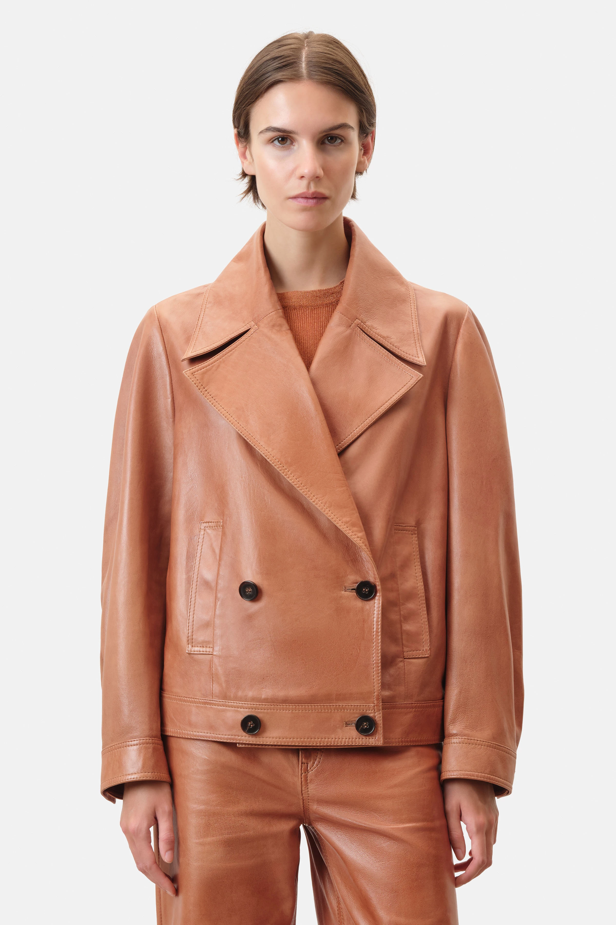 HASTING - oversized blouson in nappa leather with vintage effects - women - brown - Frontansicht