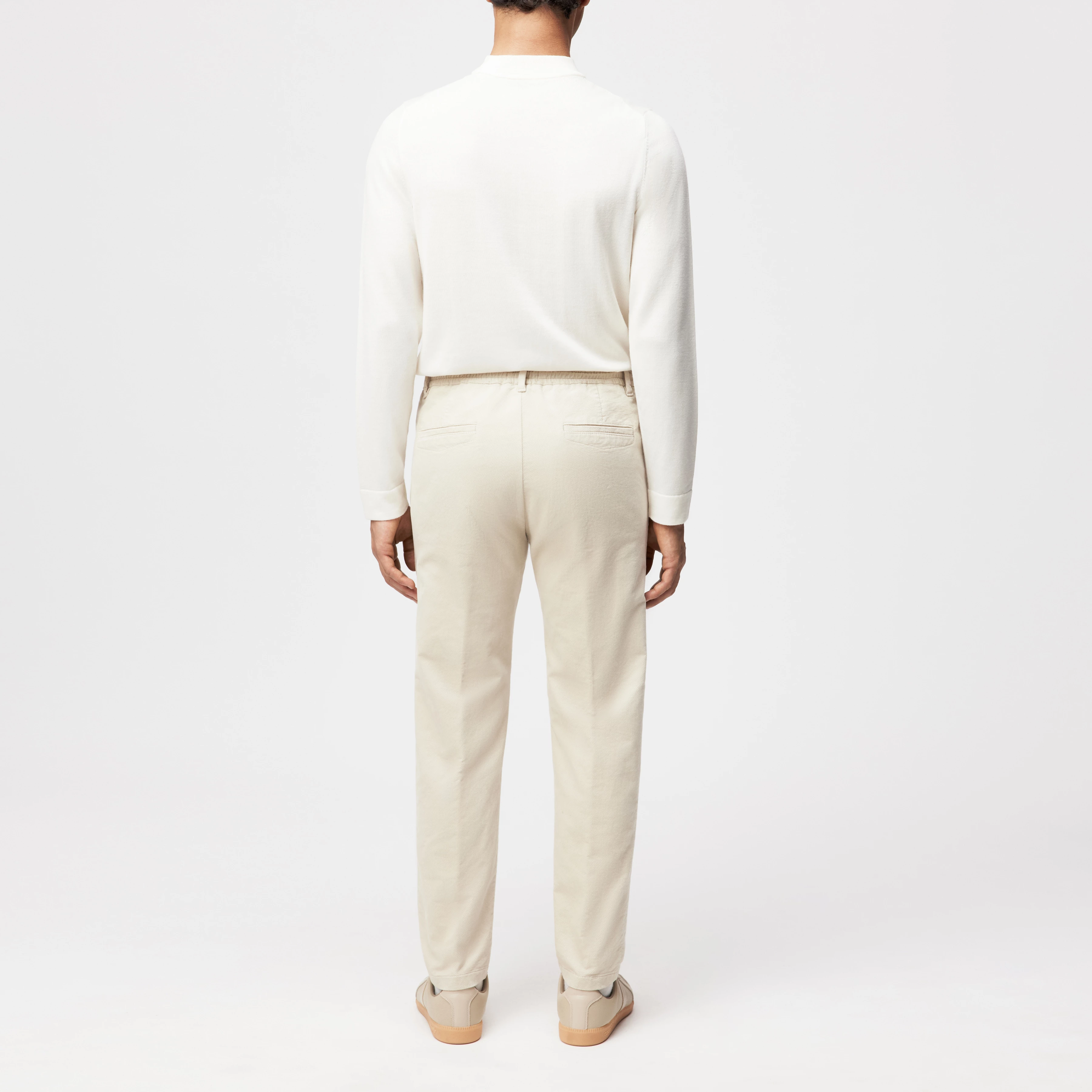 DEGER - Jogpants mit Tunnelzug in Samt - Herren - beige - Rückansicht