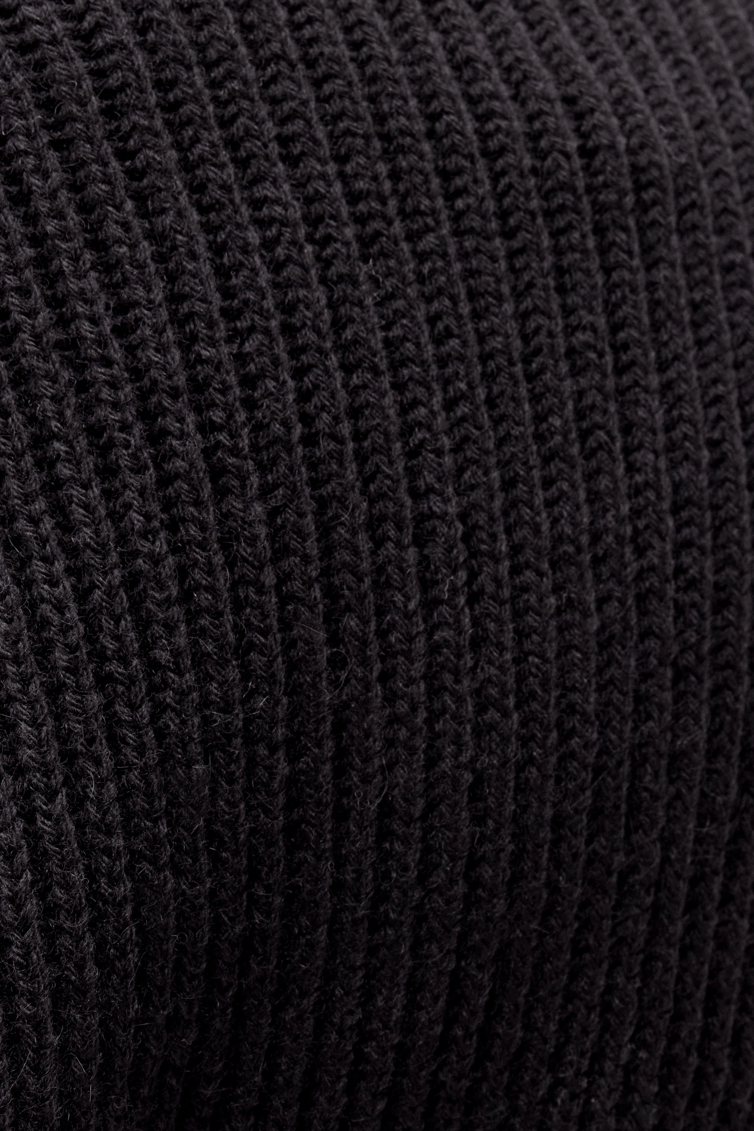 NAELIA - Shortened knitted royer in alpaca-wool mix - women - Natural Aluminium - Detailansicht am Model