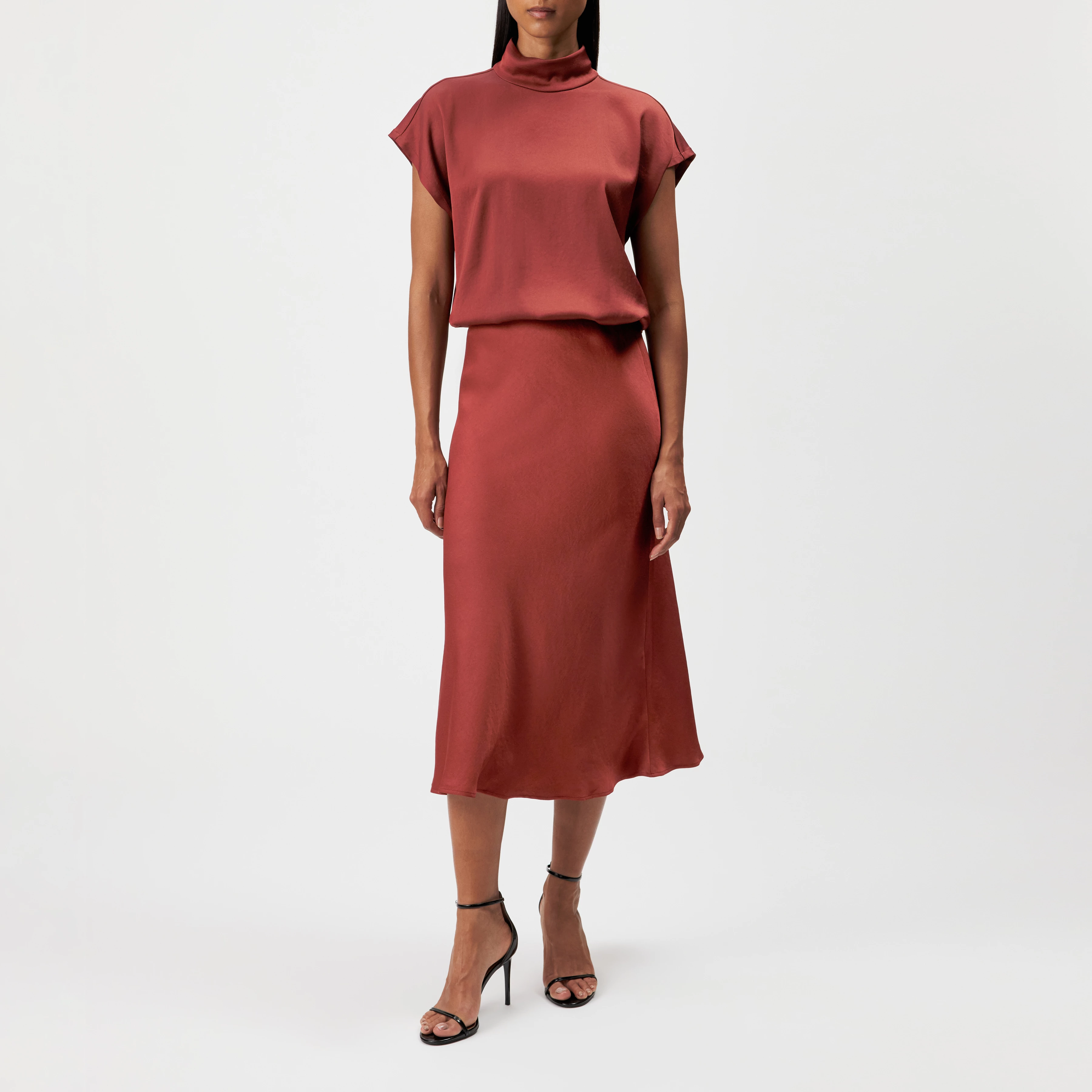 URA - Mid-length slip skirt in satin - women - red - Ganzkörper-Frontansicht