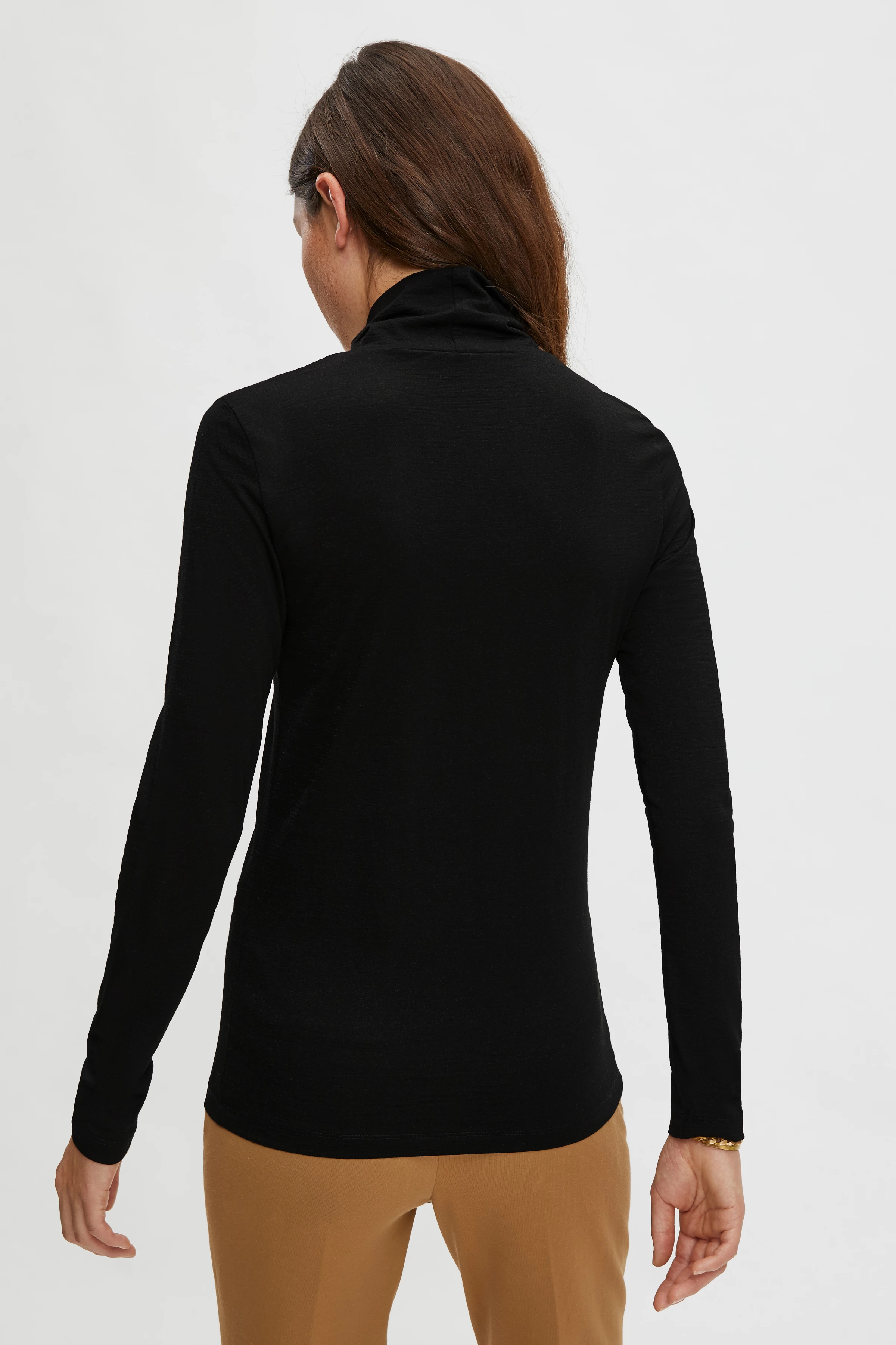 LARNI - Rollkragenpullover aus leichtem Jersey - Damen - schwarz - Rückansicht