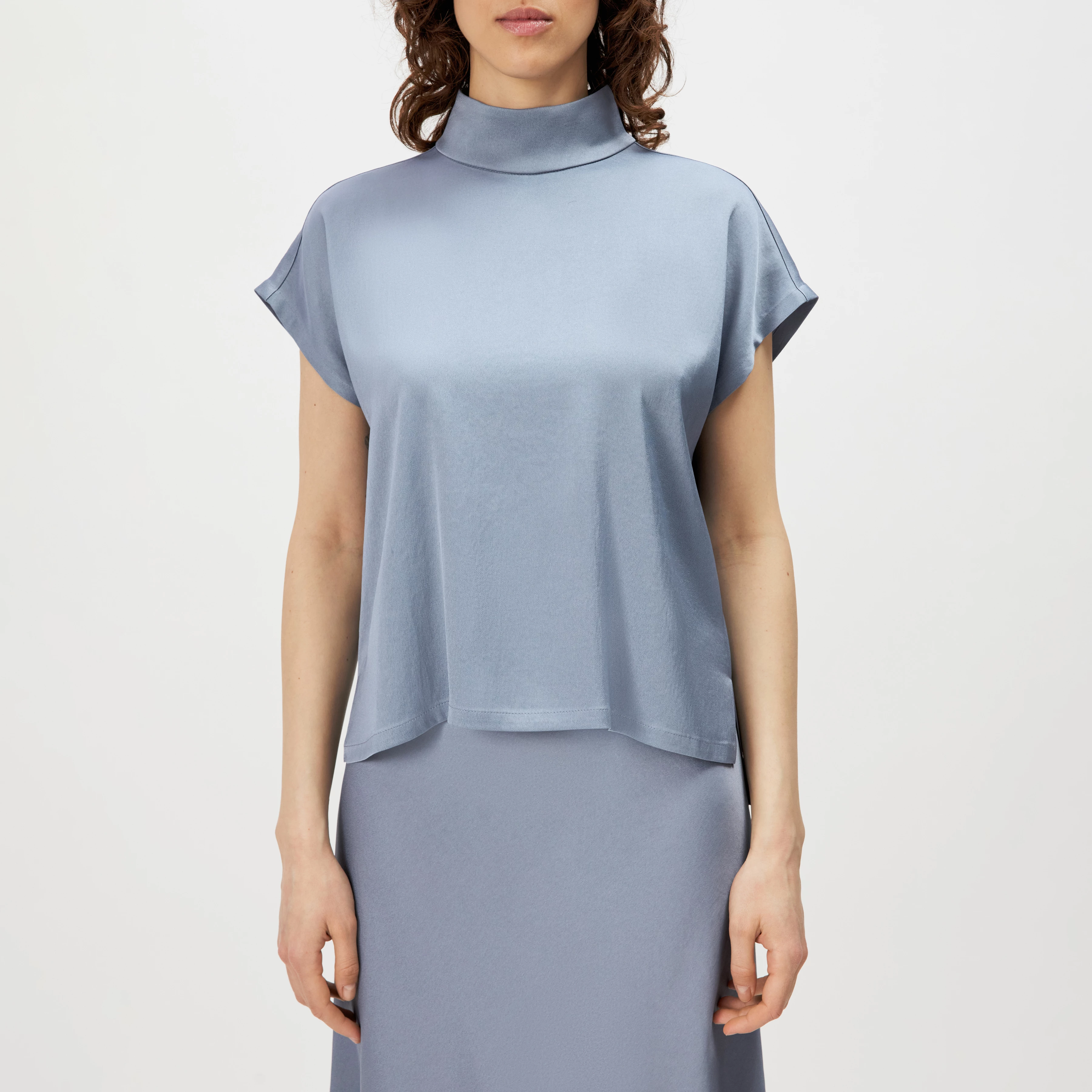 ALARIA_1 - Shirt blouse with stand-up collar in satin - women - blue - Frontansicht