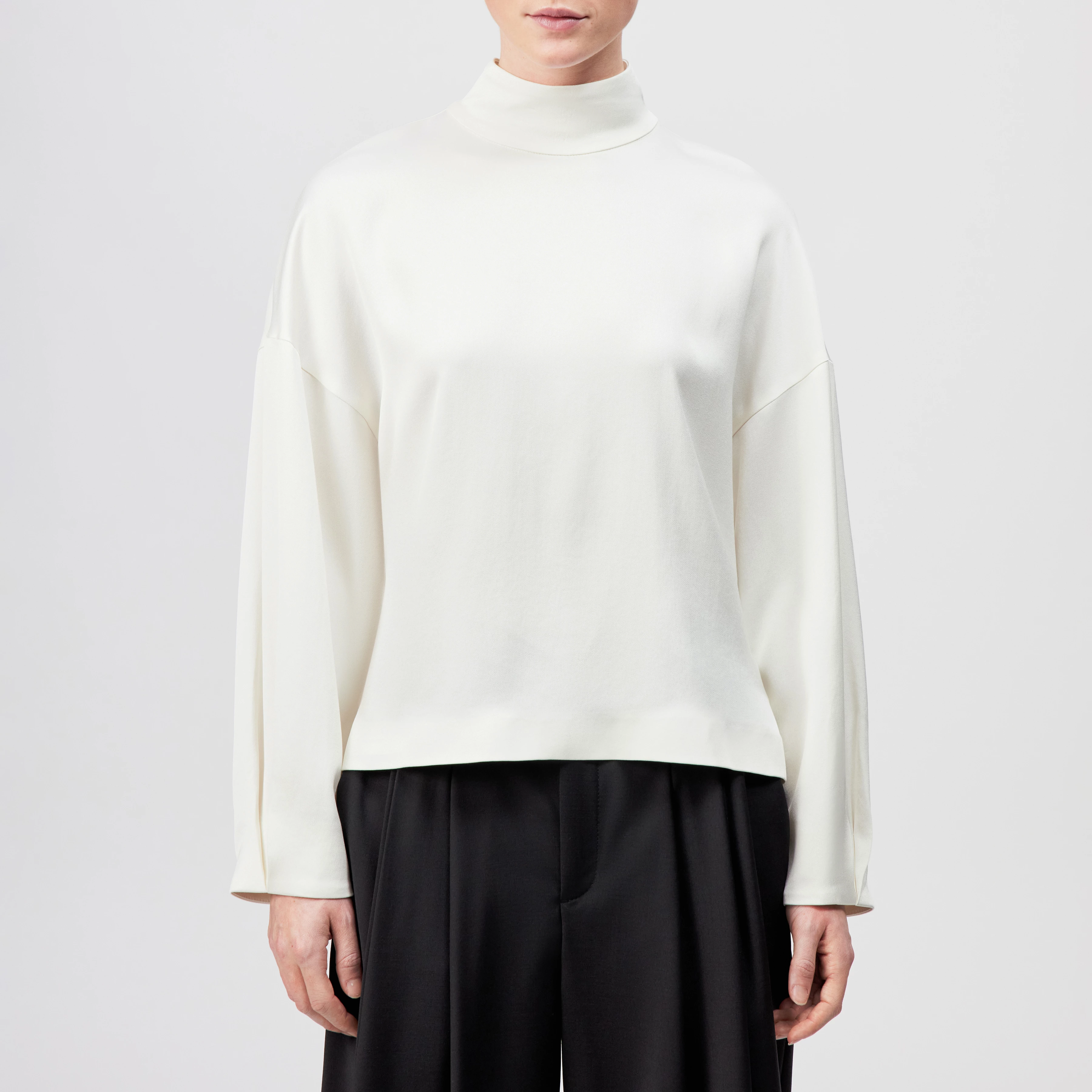ALVARA - Satin blouse with stand-up collar - women - off white - Frontansicht