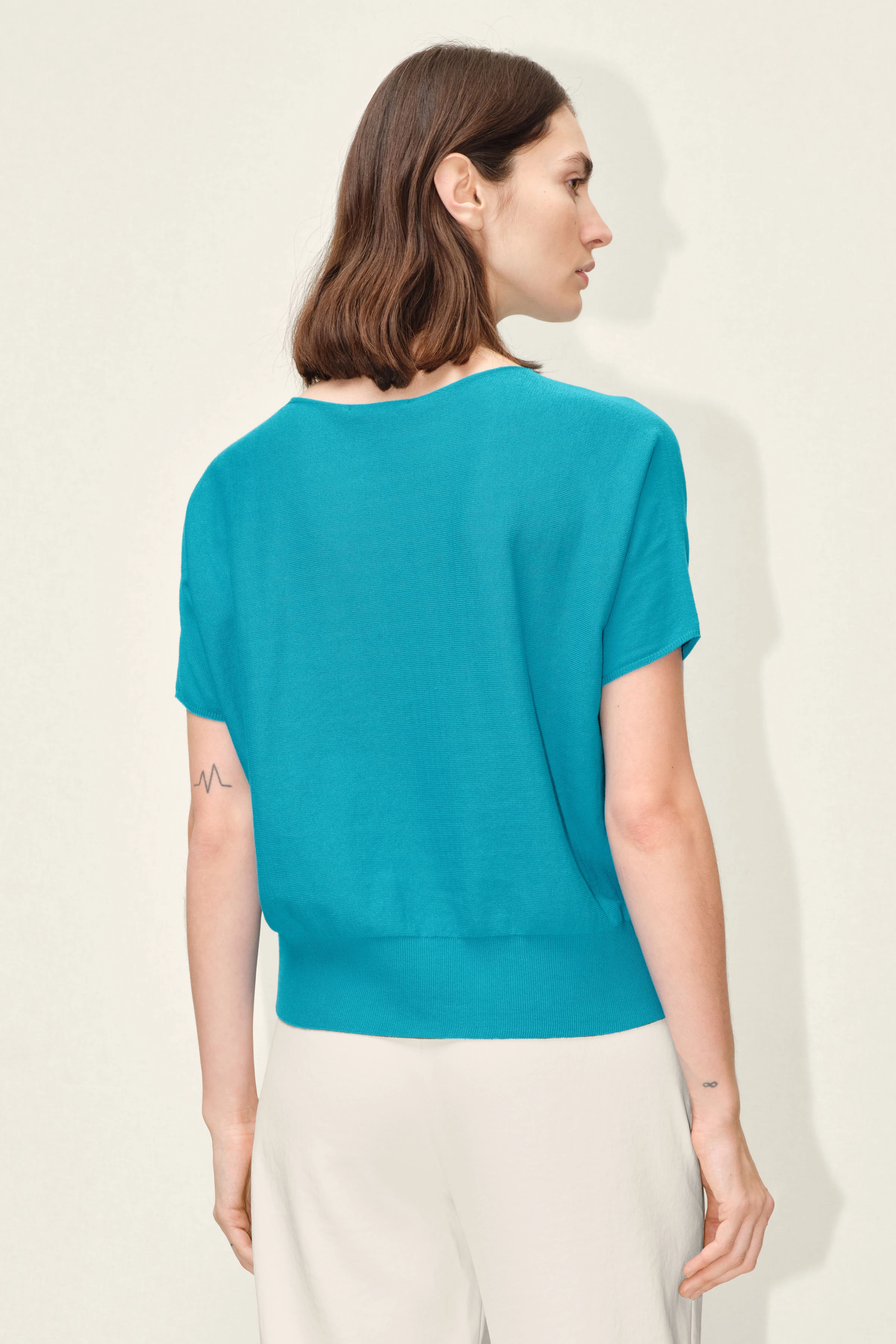 SOMELI - Strick-T-Shirt aus Baumwoll-Crêpe - Damen - blau - Rückansicht