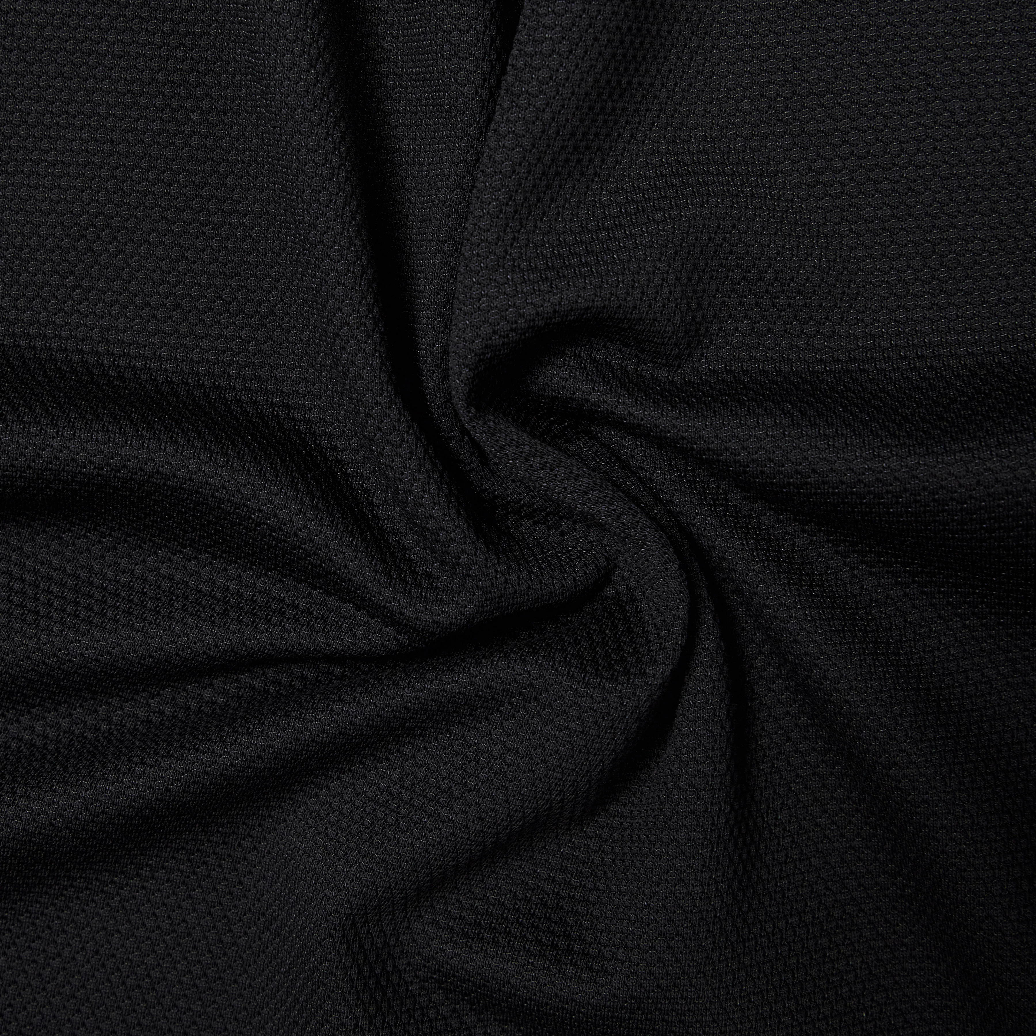 SANTOS - Classic regular fit polo in piqué structure - men - black - Materialbild (B2C)