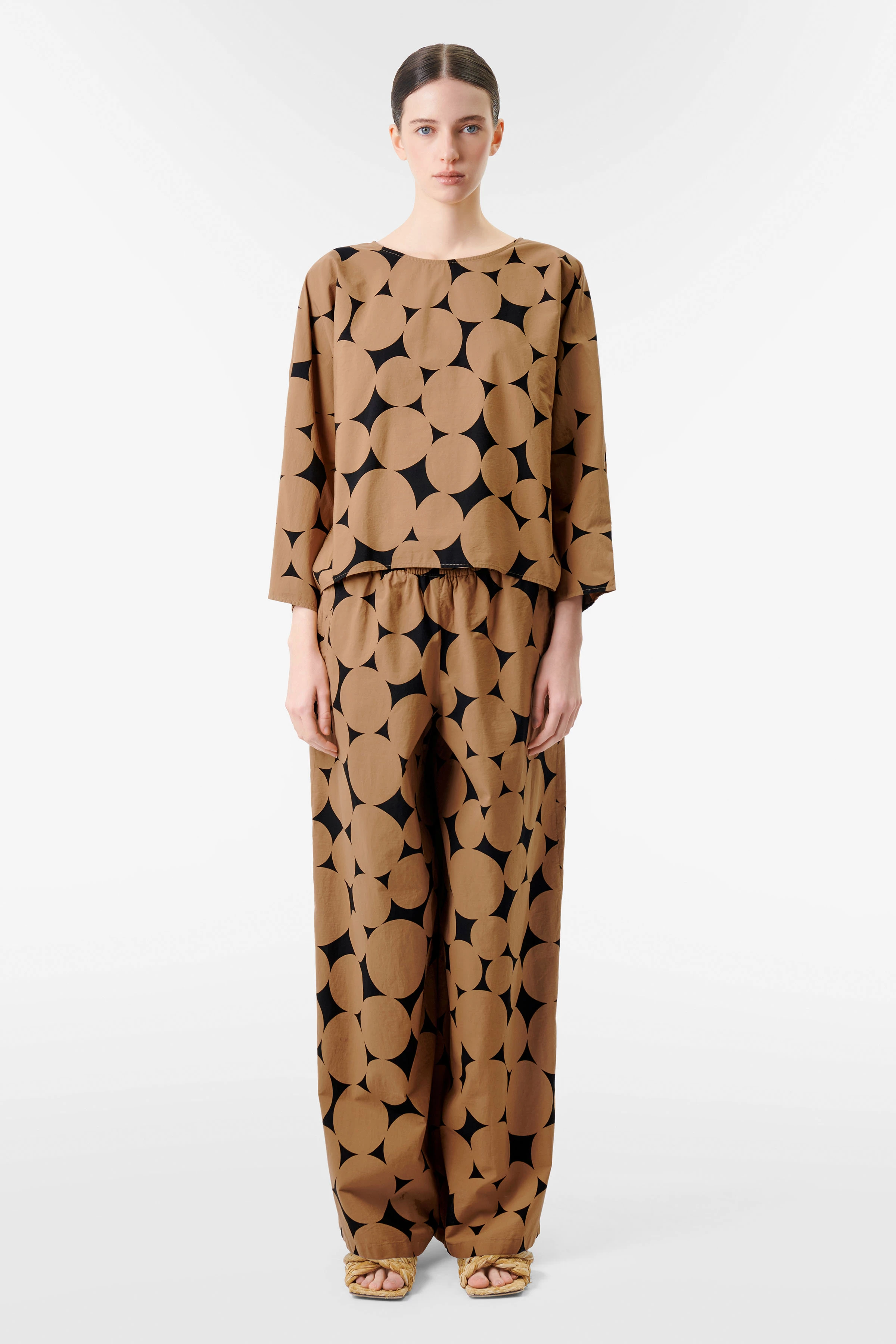 NIALINI - overhemdblouse met vleermuismouwen in katoenen popeline - dames - bruin - Ganzkörper-Frontansicht