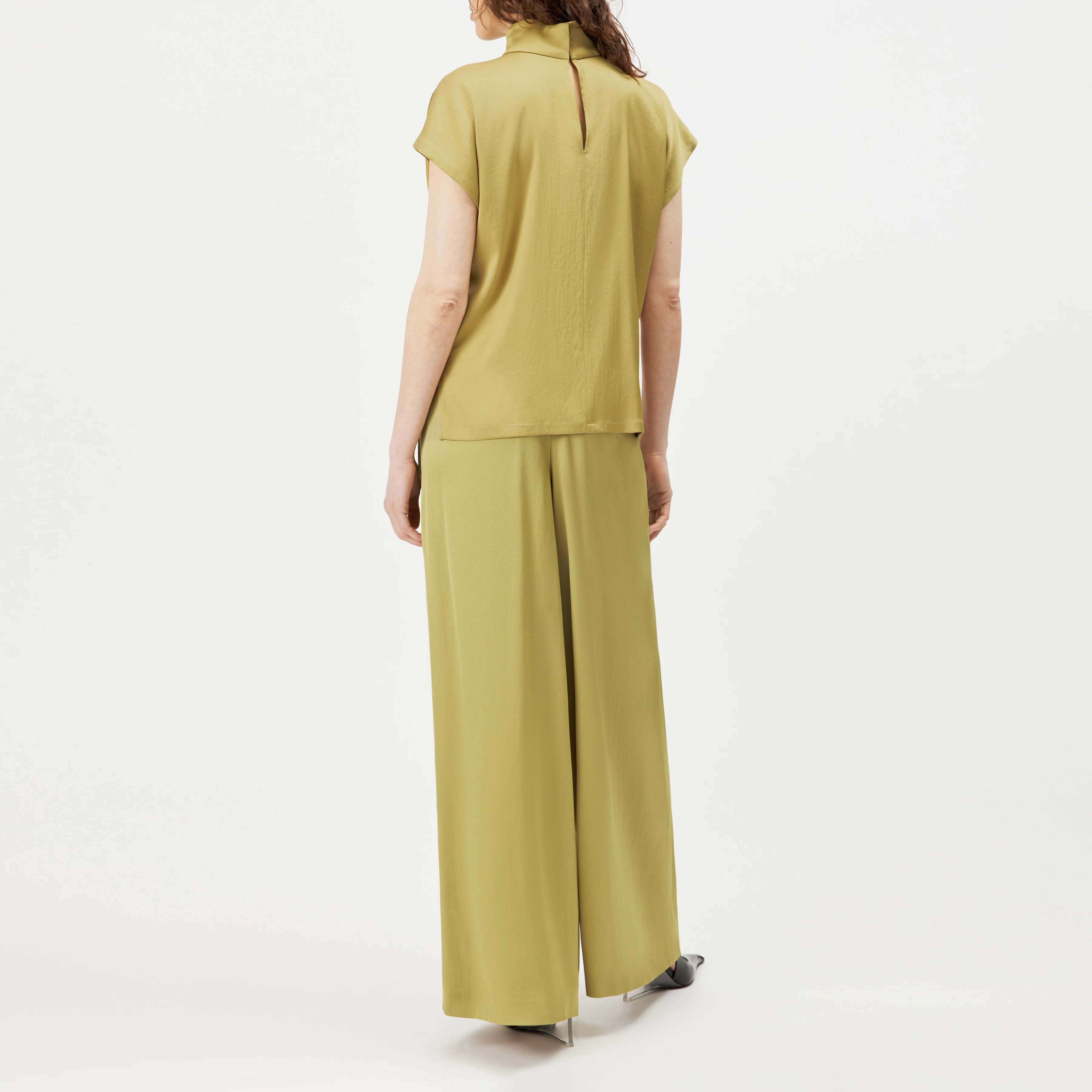 ALARIA_1 - Shirt blouse with stand-up collar in satin - women - brown - Rückansicht