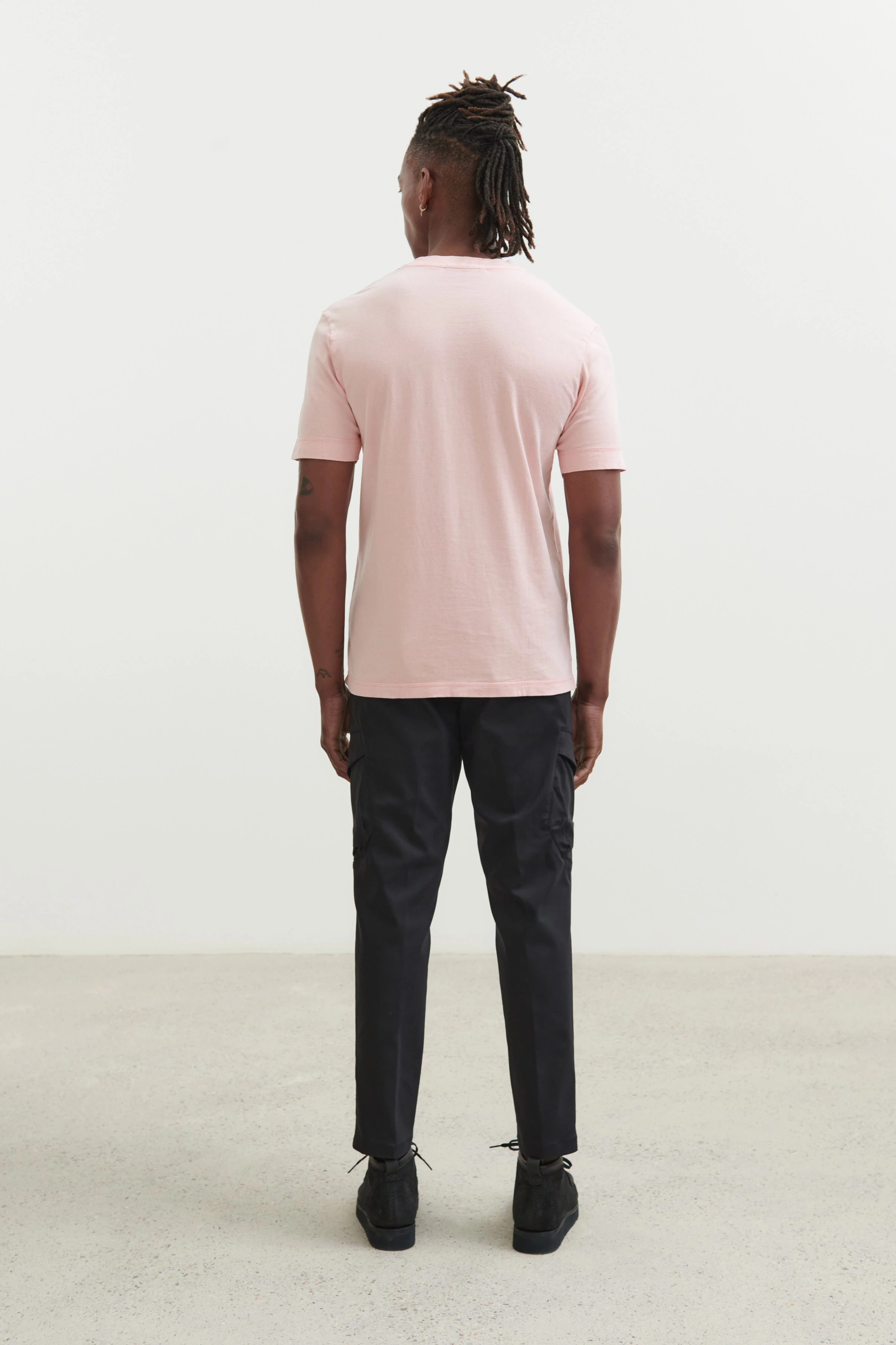 RAPHAEL - T-shirt in washed look - men - pink - Rückansicht
