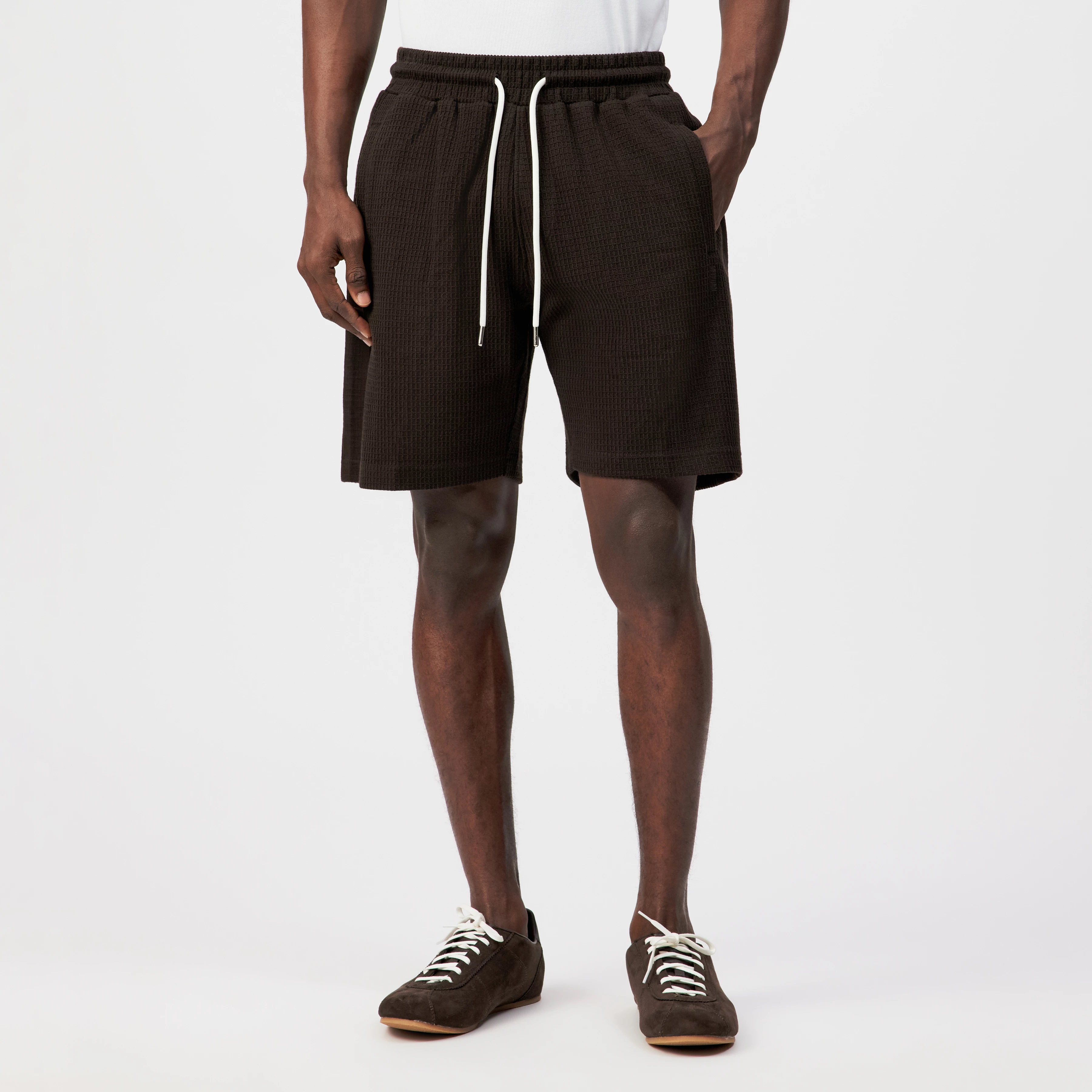 BRIKKO - Casual shorts in pure cotton - men - brown - Frontansicht