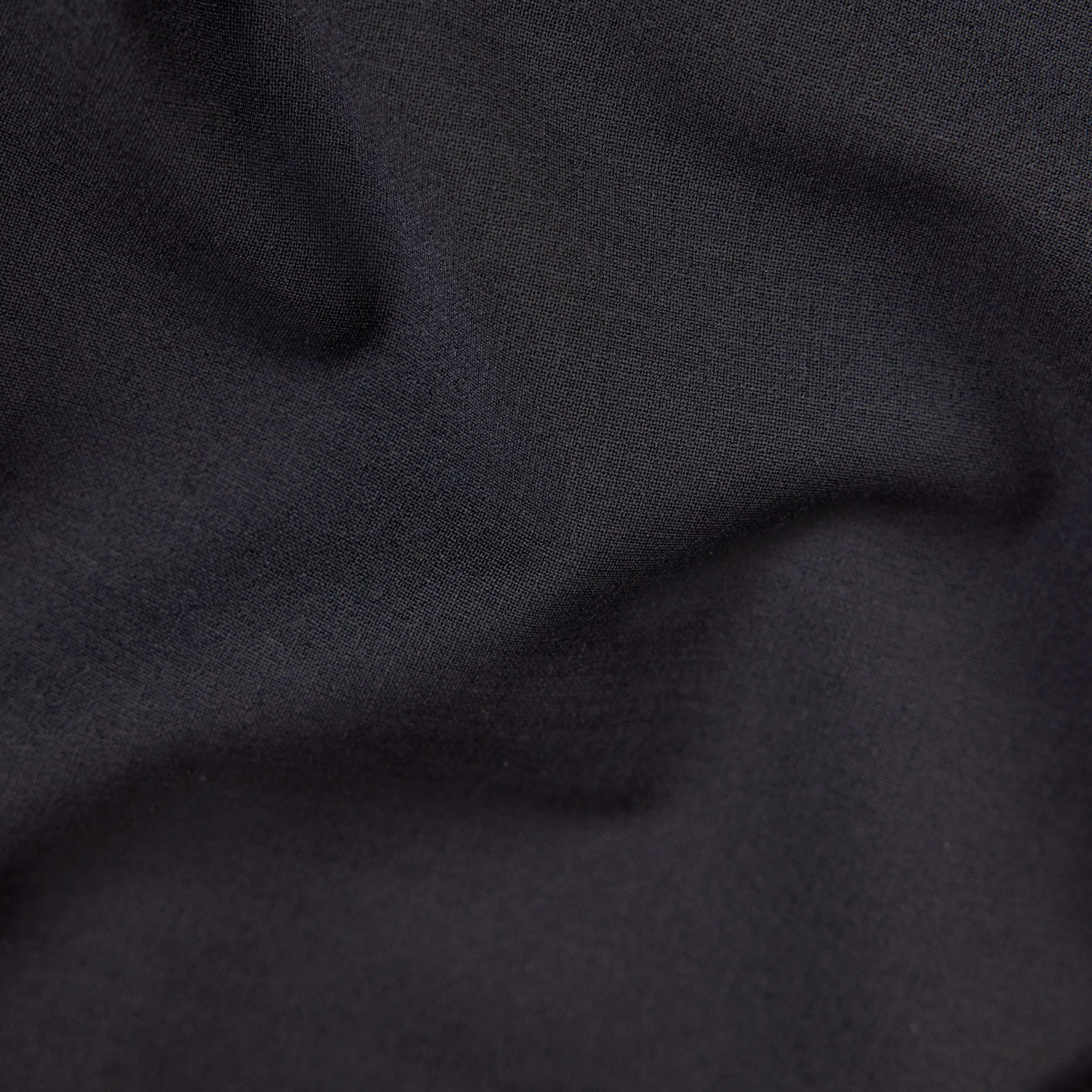 ADUCT - Bi-stretch tailored straight leg trousers - women - black - Materialbild (B2C)