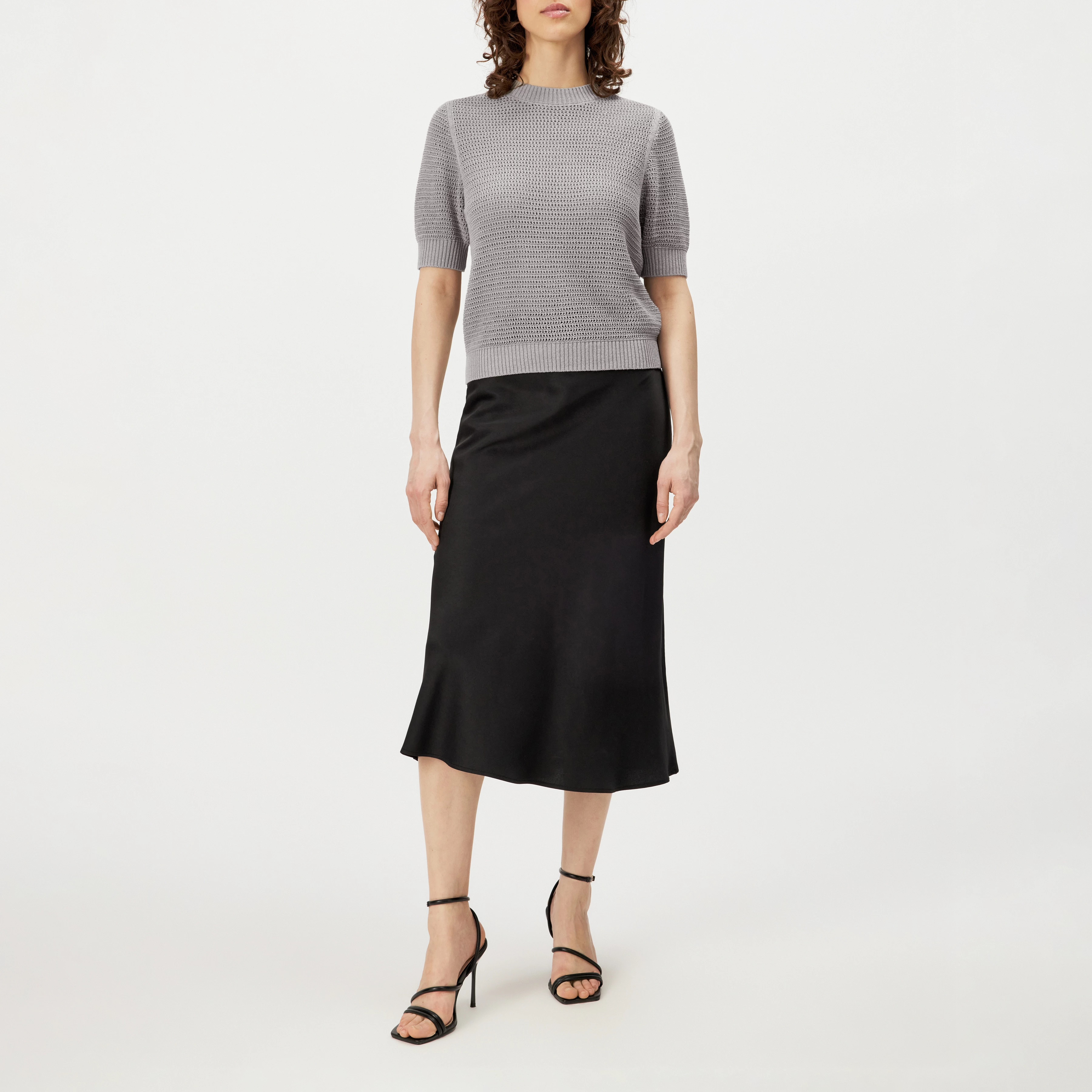 SANIDY - Chunky knit short sleeve in cotton blend - women - grey - Ganzkörper-Frontansicht