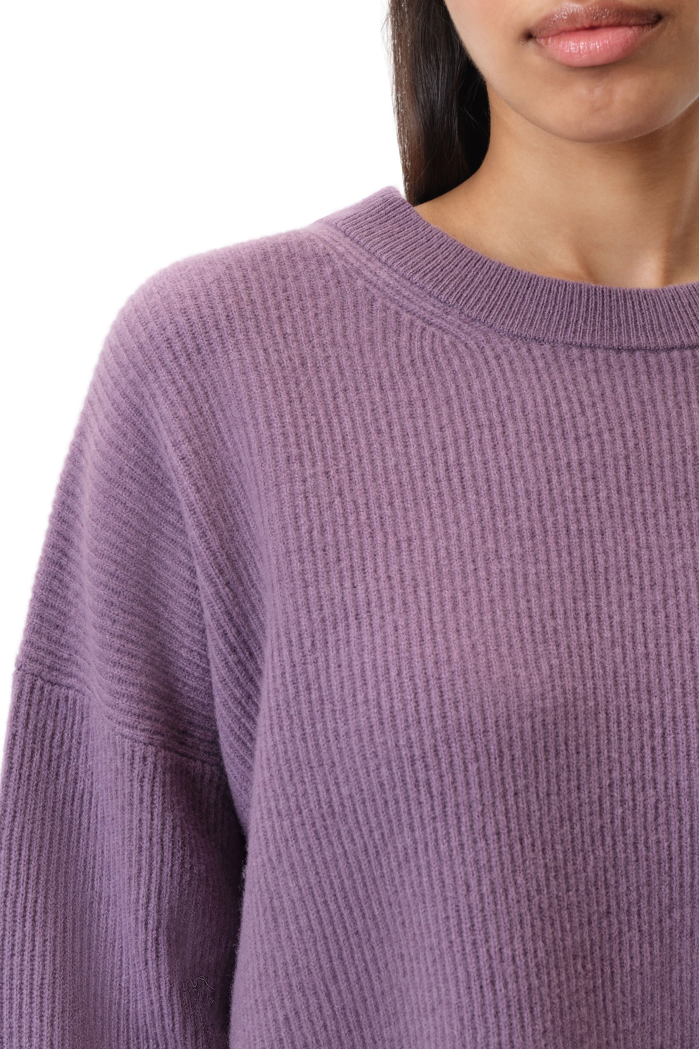 DOANIE - Kastiger Pullover in feiner Schurwolle - Damen - lila - Seitenansicht