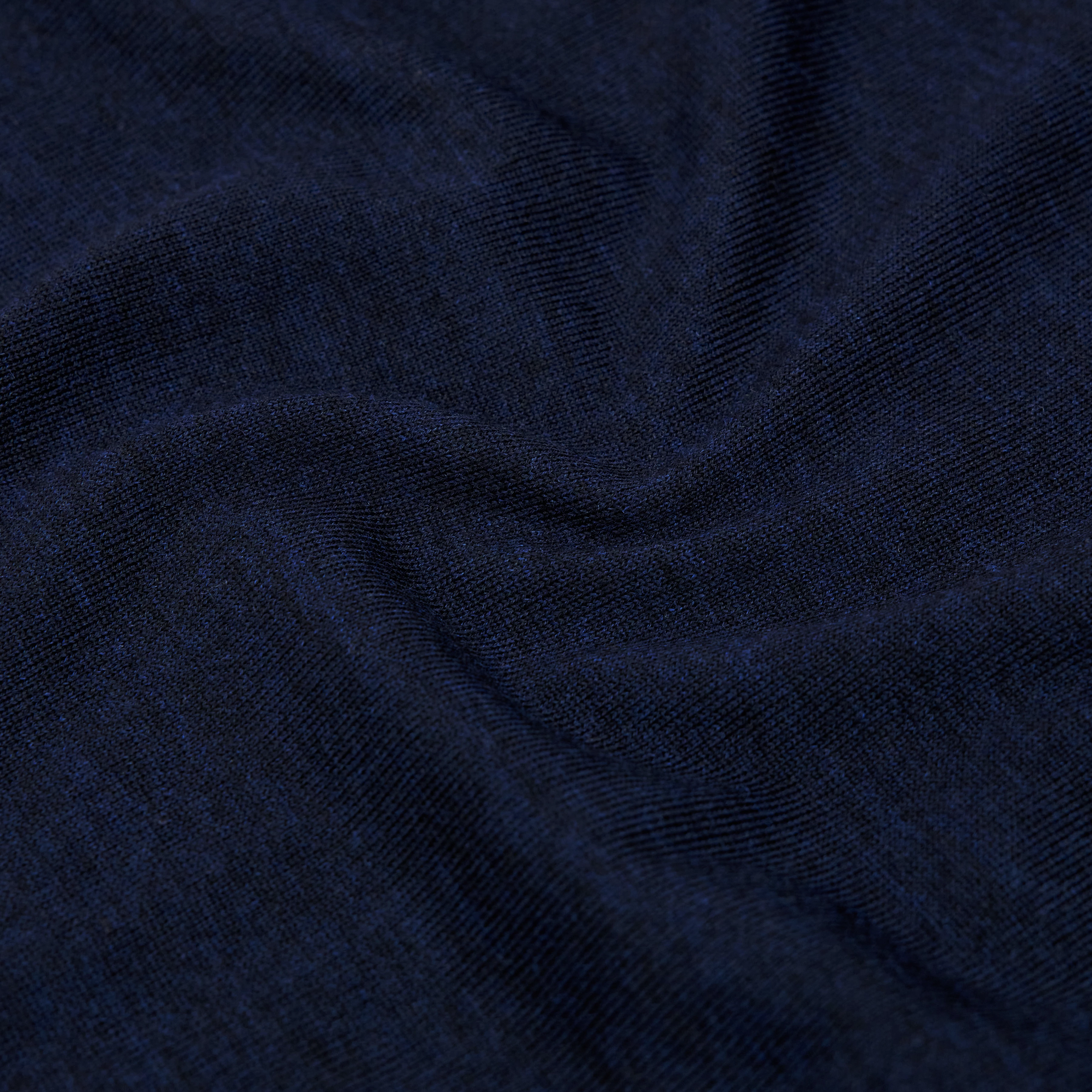 RIKONO - Strickpullover in feiner Merinowolle - Herren - blau - Materialbild (B2C)