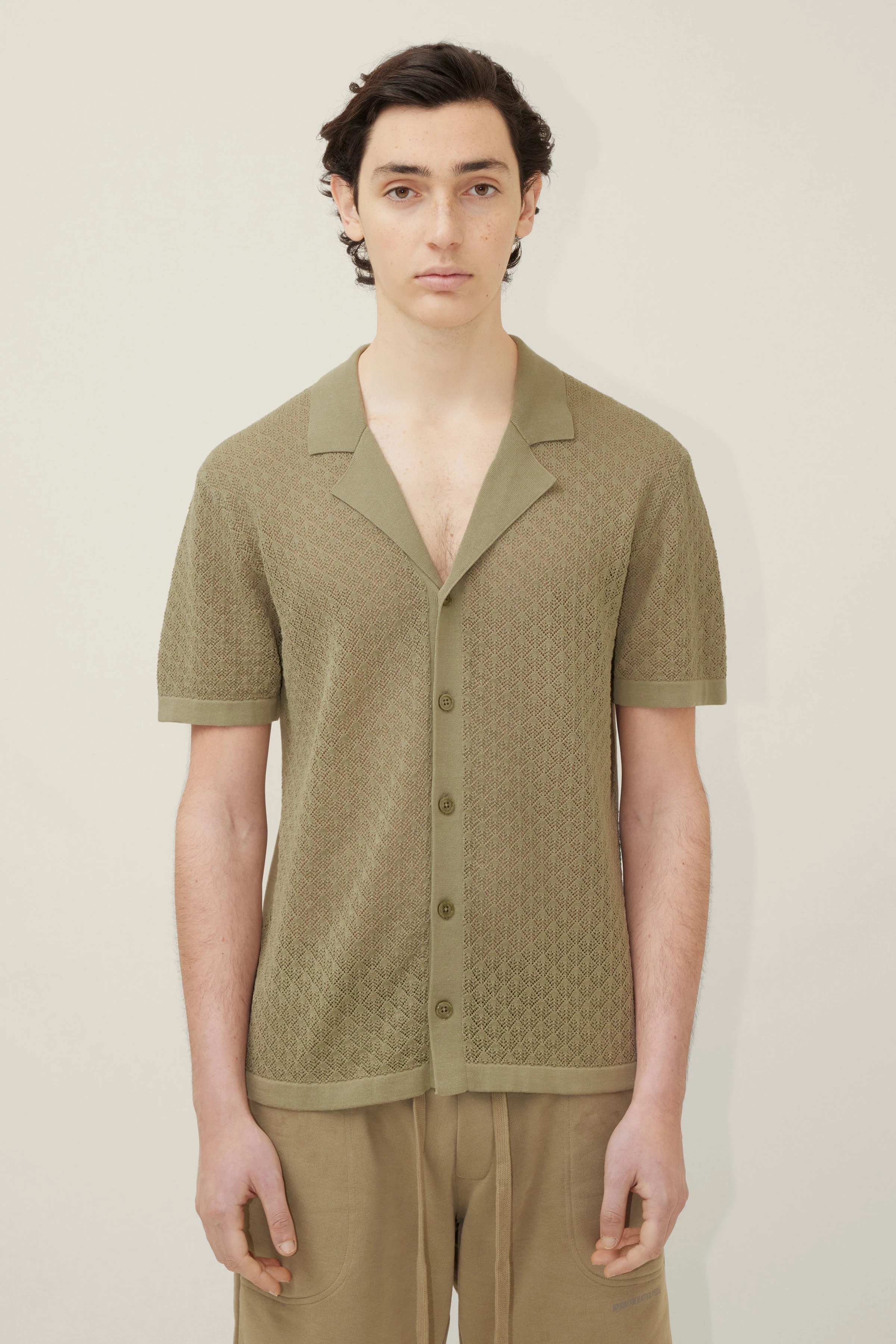 RAY - Knitted shirt with Cuban collar - men - green - Frontansicht