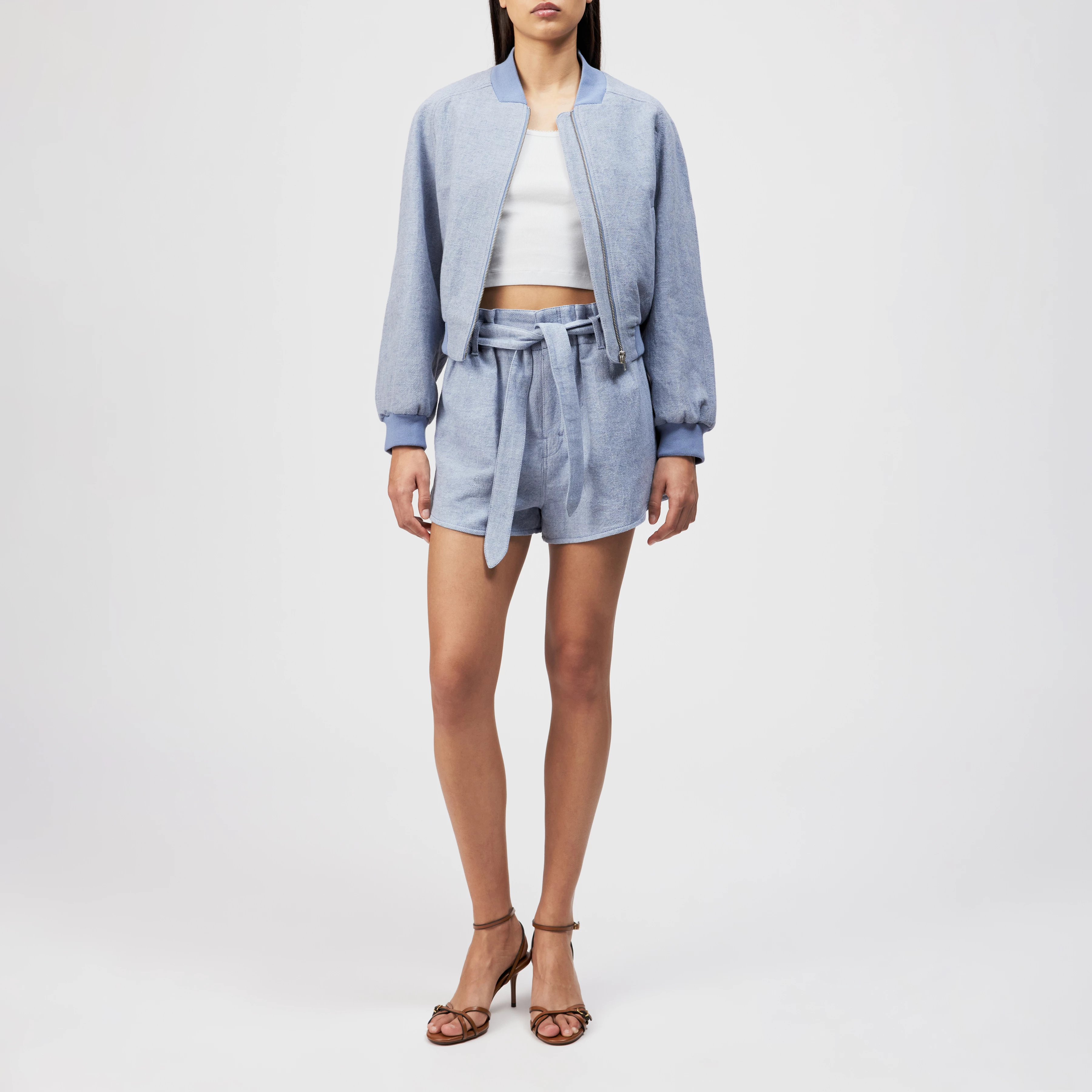 DUBIOUS - Shorts taille haute lin-look denim - women - bleu - Ganzkörper-Frontansicht
